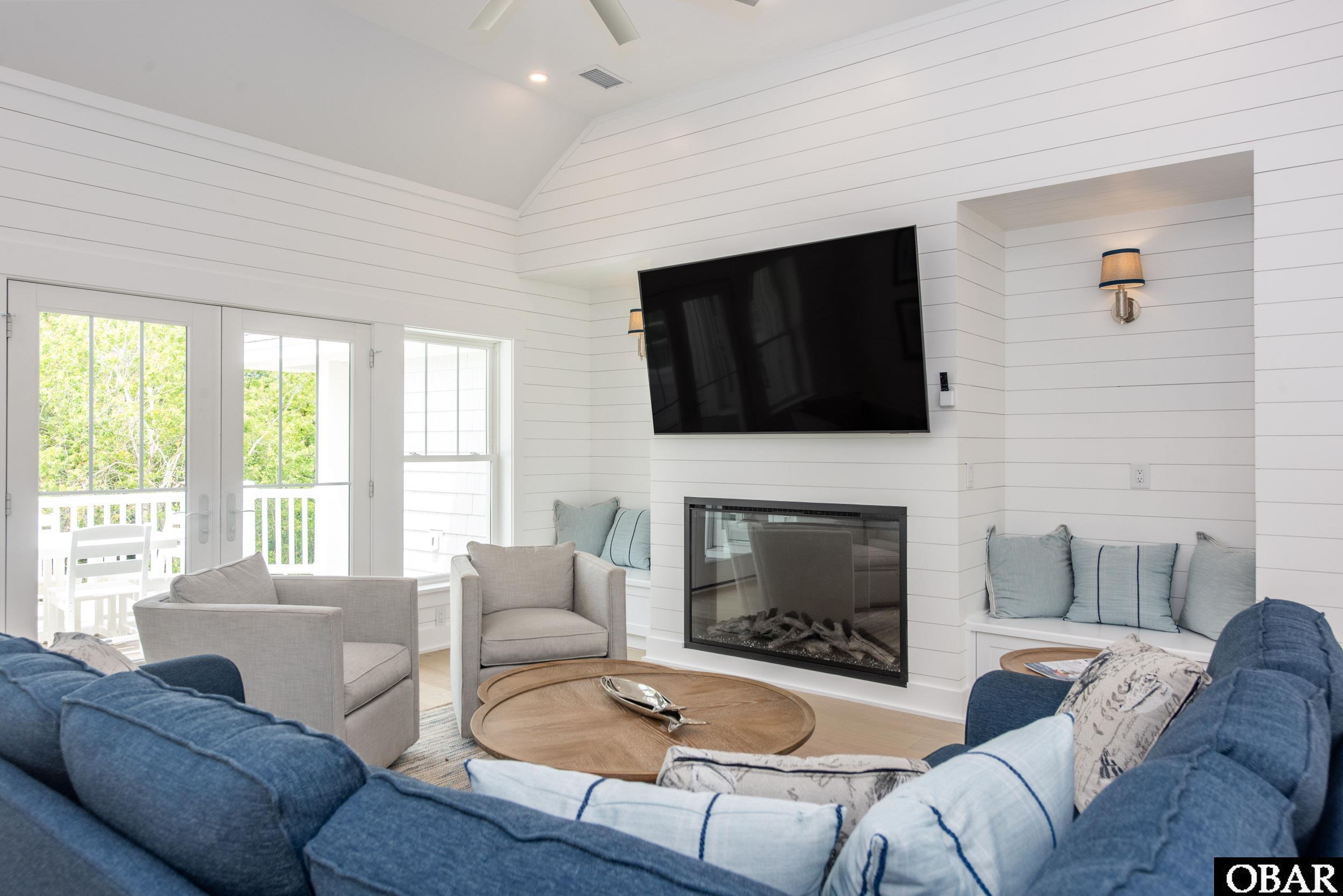 642 Hunt Club Drive, Corolla, NC 27927, 12 Bedrooms Bedrooms, ,14 BathroomsBathrooms,Residential,For sale,Hunt Club Drive,121918
