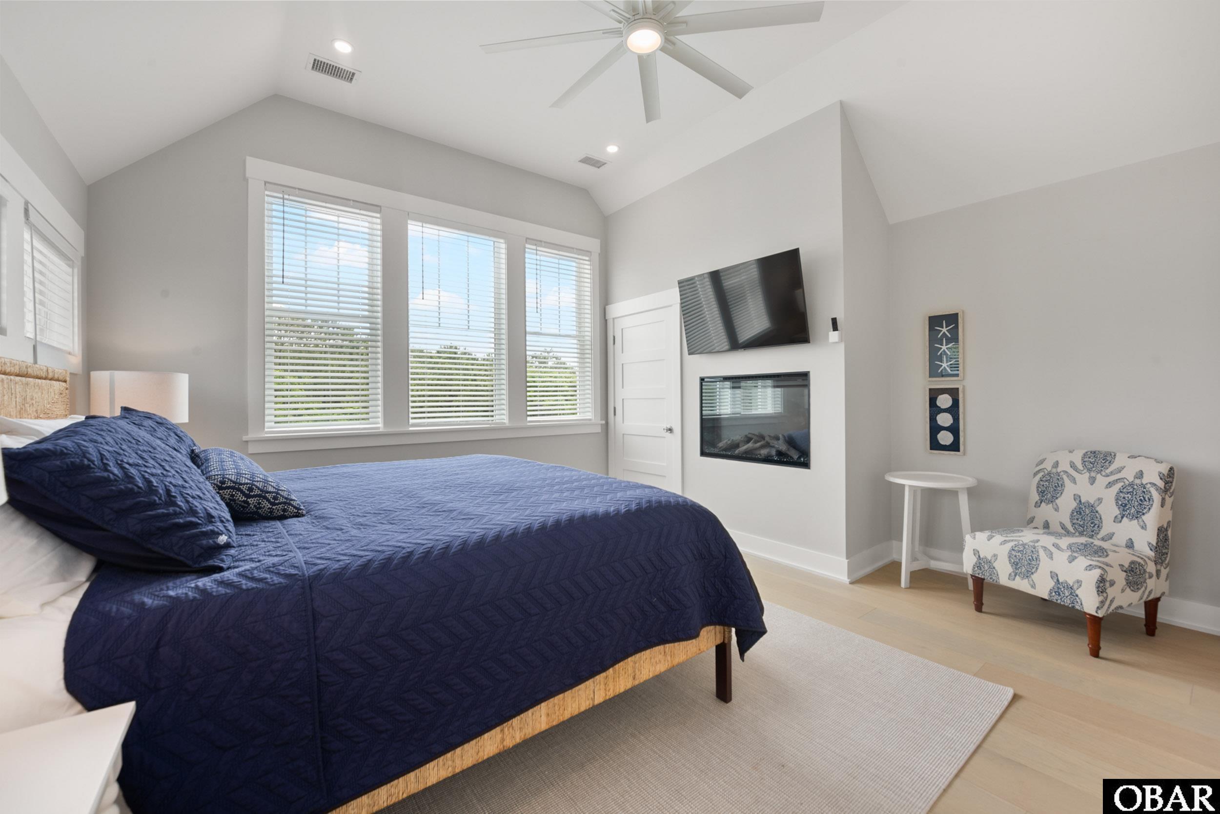 642 Hunt Club Drive, Corolla, NC 27927, 12 Bedrooms Bedrooms, ,14 BathroomsBathrooms,Residential,For sale,Hunt Club Drive,121918