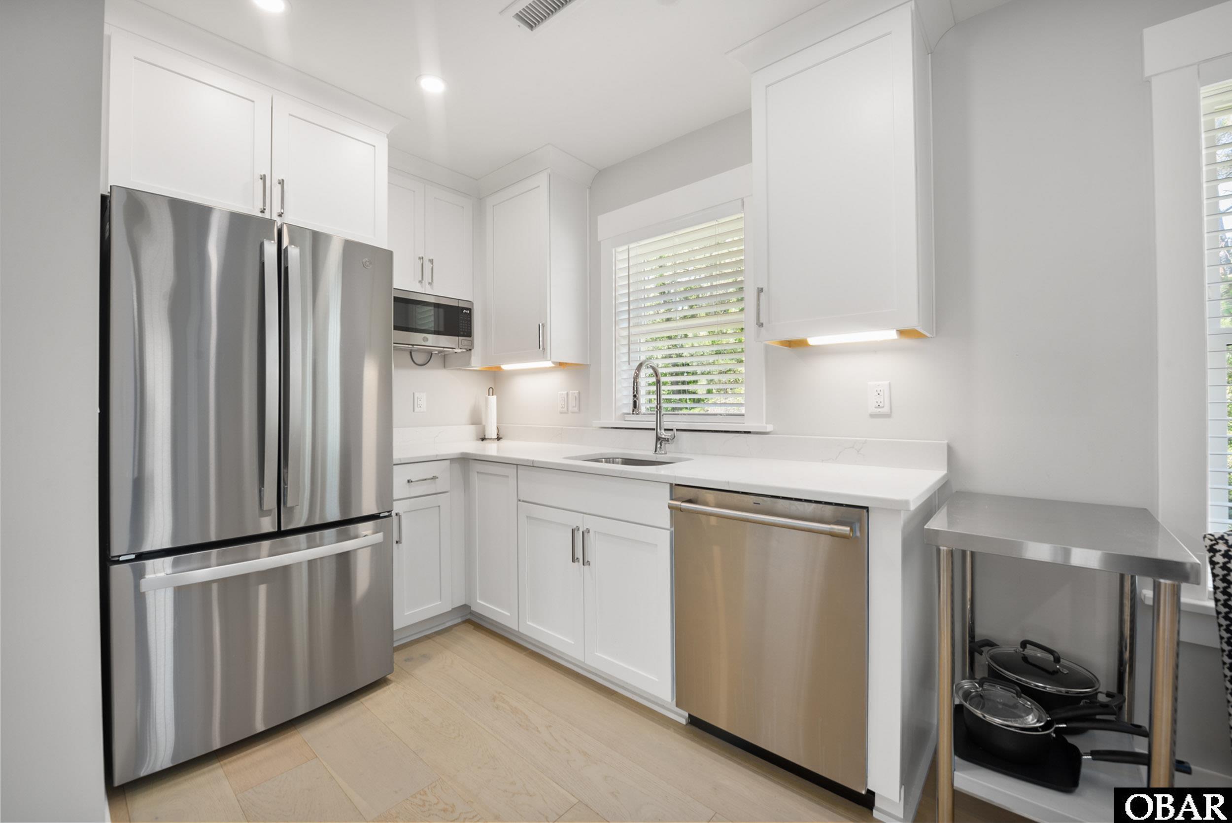 642 Hunt Club Drive, Corolla, NC 27927, 12 Bedrooms Bedrooms, ,14 BathroomsBathrooms,Residential,For sale,Hunt Club Drive,121918