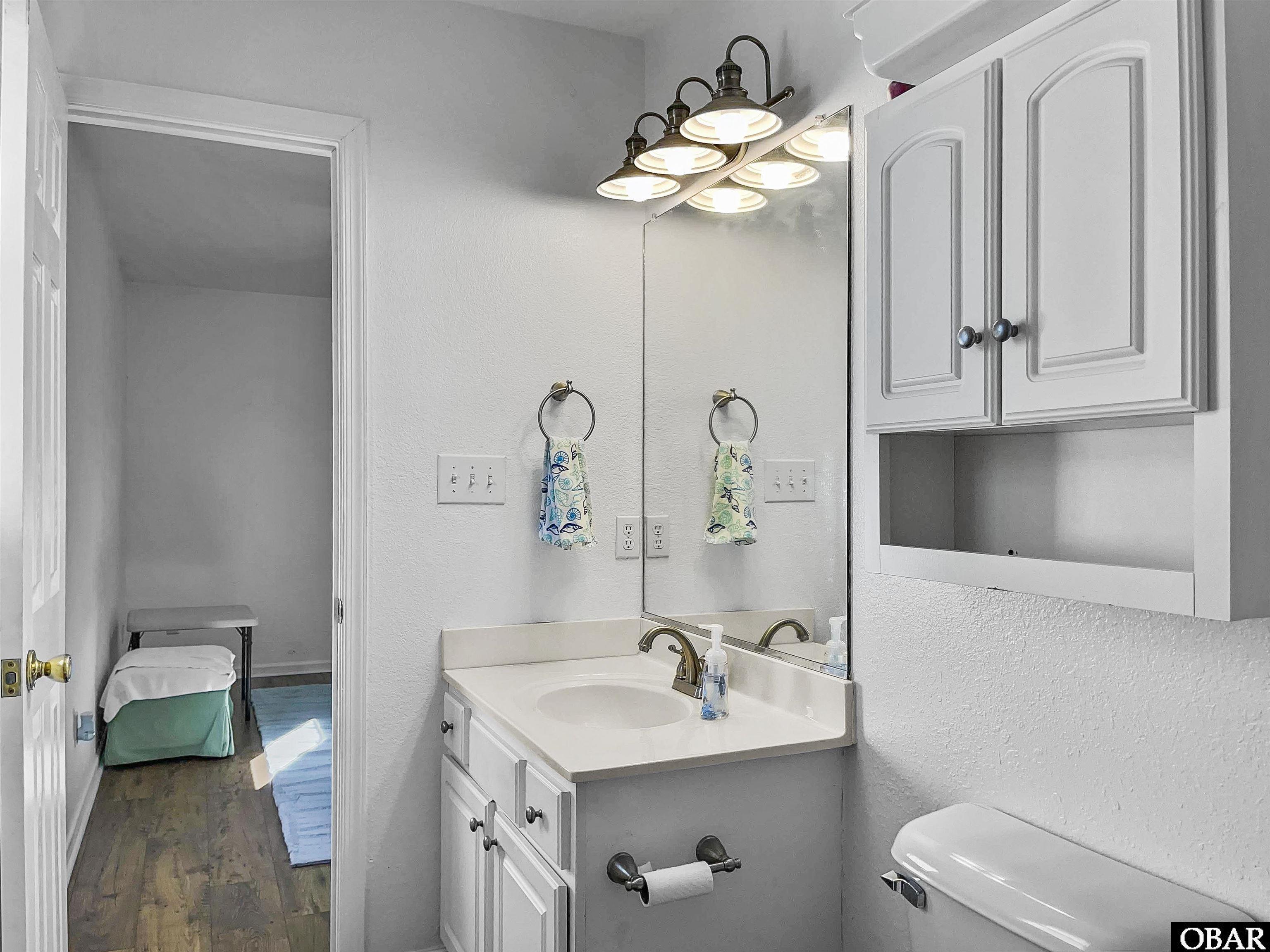903 Holly Street, Kill Devil Hills, NC 27948, 3 Bedrooms Bedrooms, ,2 BathroomsBathrooms,Residential,For sale,Holly Street,122177
