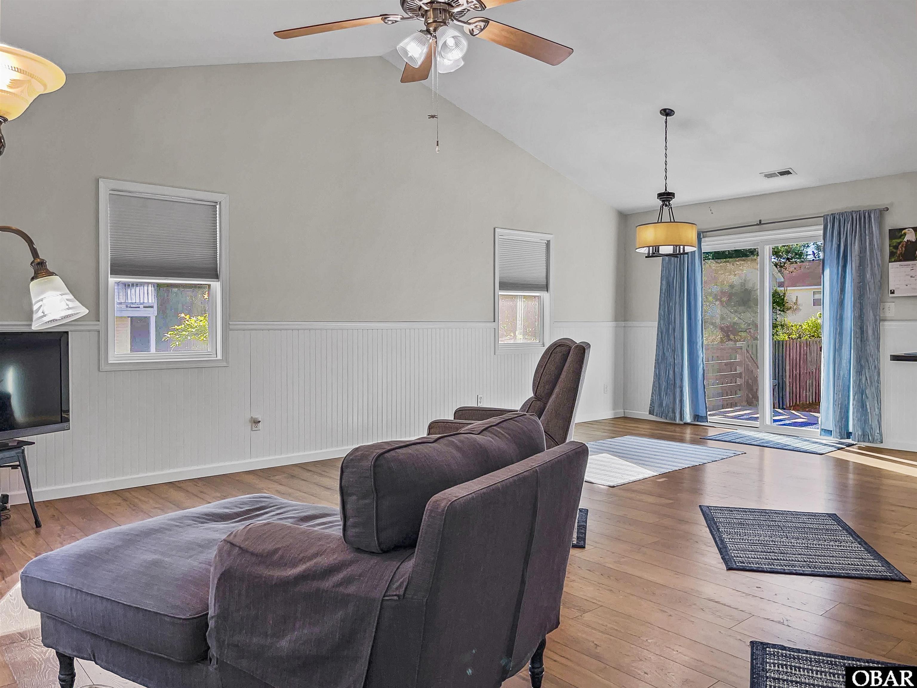 903 Holly Street, Kill Devil Hills, NC 27948, 3 Bedrooms Bedrooms, ,2 BathroomsBathrooms,Residential,For sale,Holly Street,122177