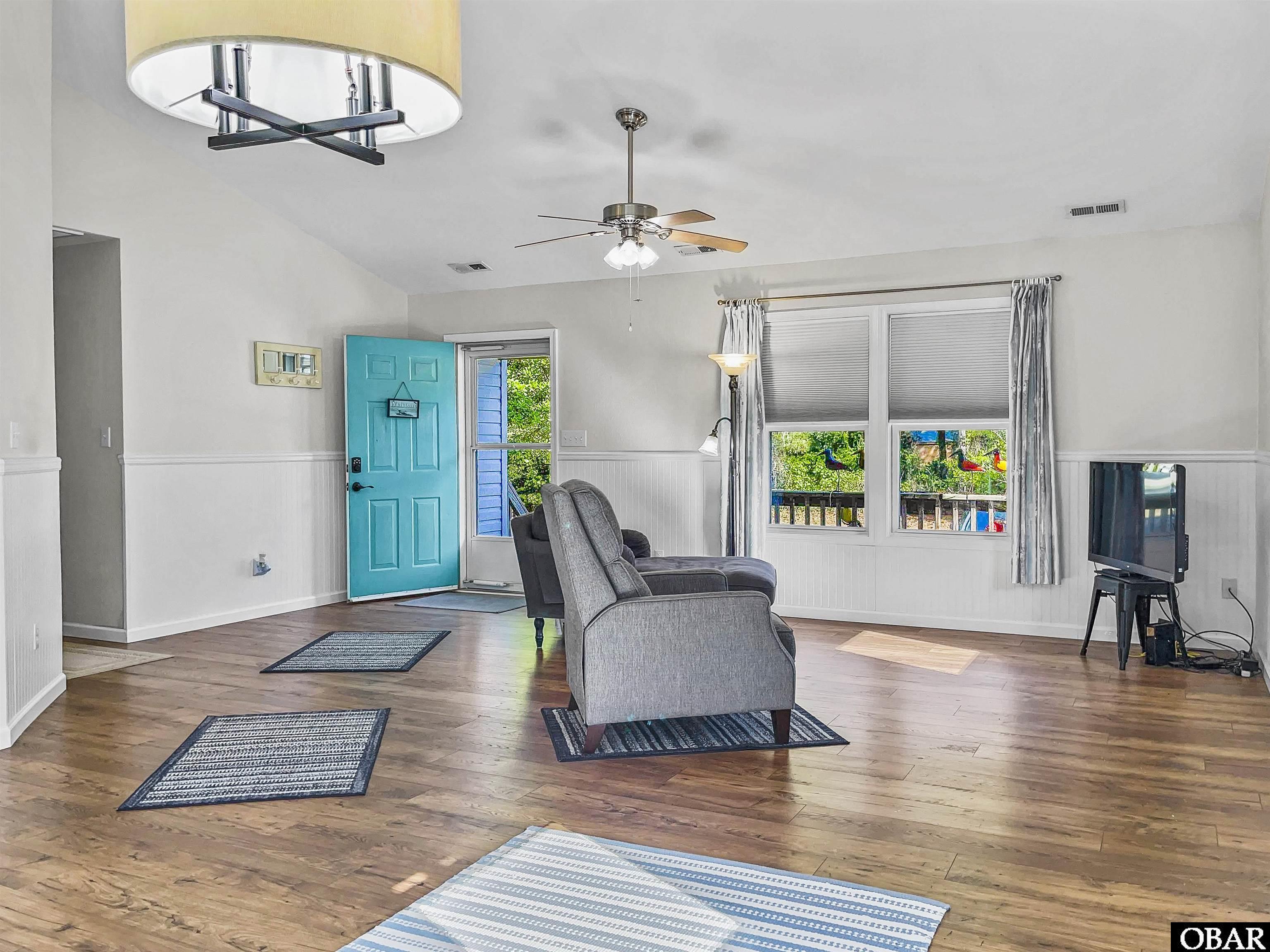 903 Holly Street, Kill Devil Hills, NC 27948, 3 Bedrooms Bedrooms, ,2 BathroomsBathrooms,Residential,For sale,Holly Street,122177