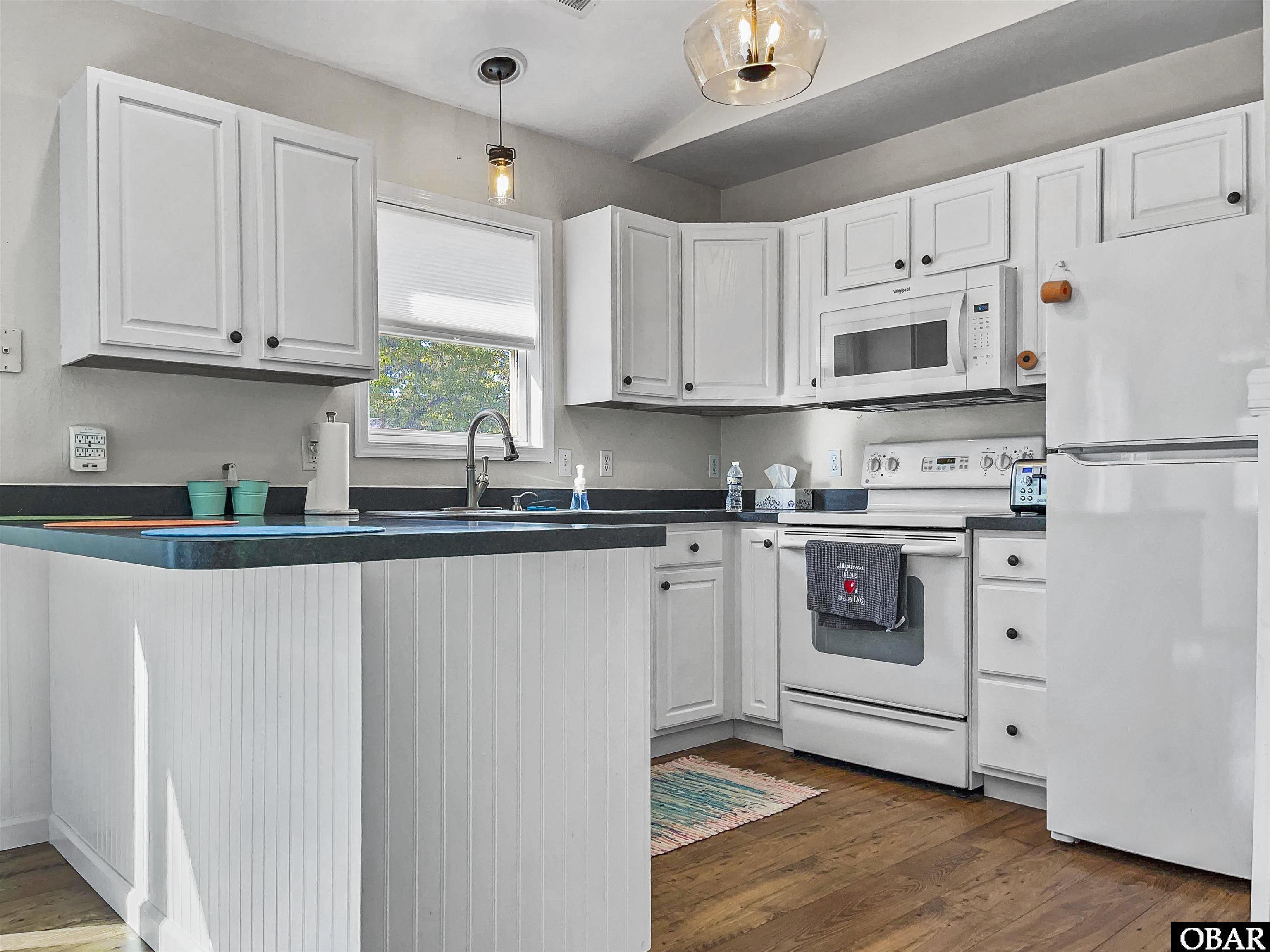903 Holly Street, Kill Devil Hills, NC 27948, 3 Bedrooms Bedrooms, ,2 BathroomsBathrooms,Residential,For sale,Holly Street,122177