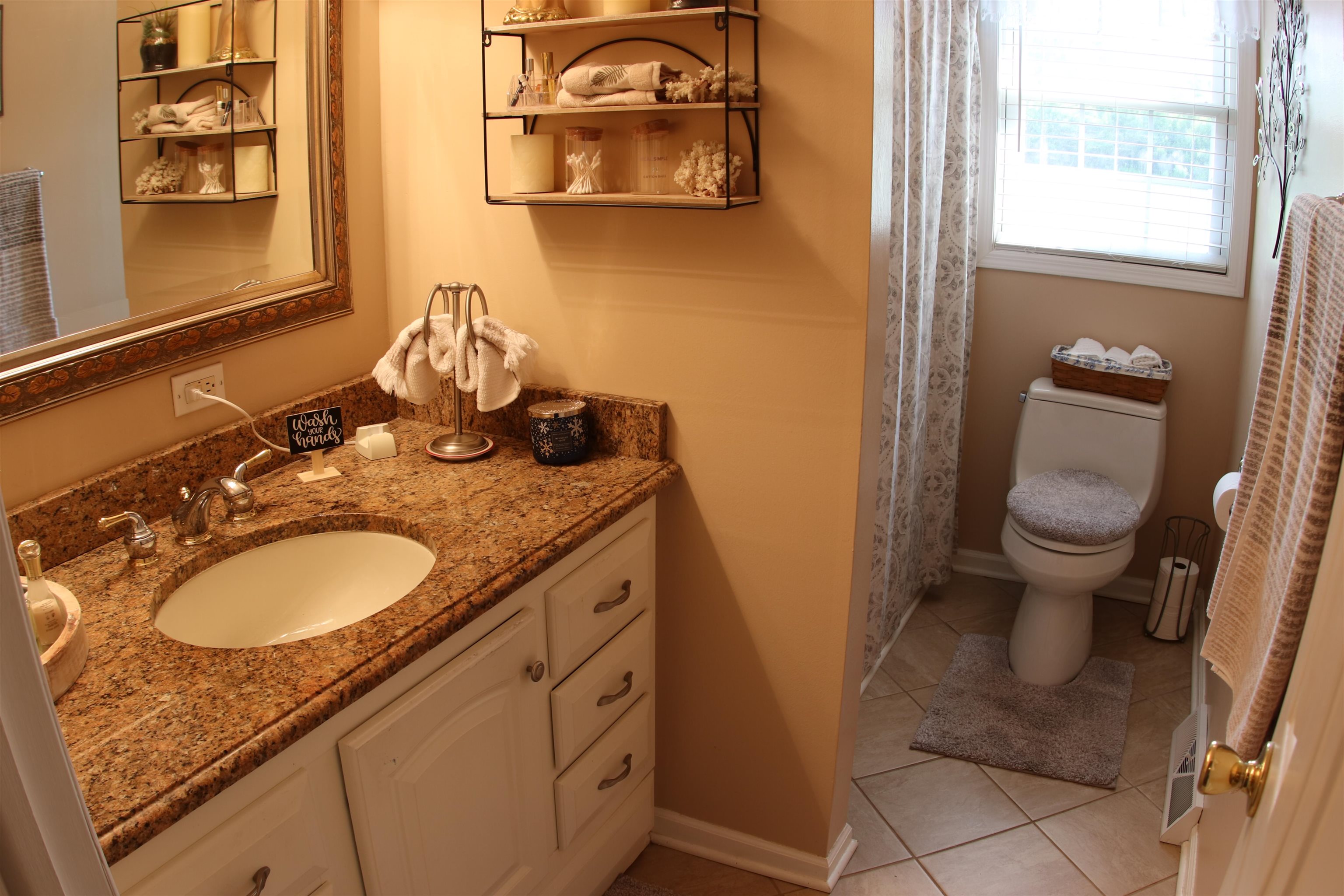 187 A Thomas Point Road