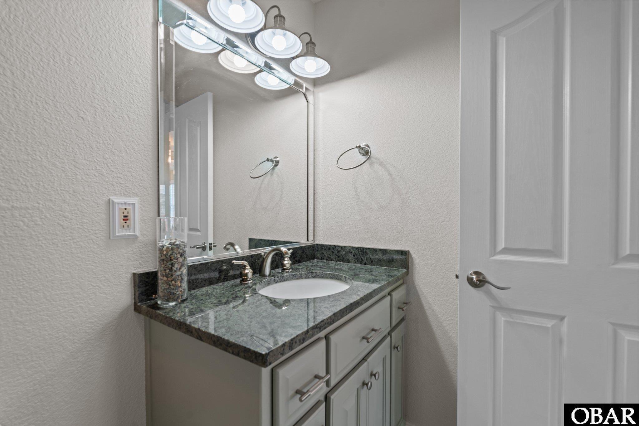 1711 Croatan Highway, Kill Devil Hills, NC 27949, 4 Bedrooms Bedrooms, ,4 BathroomsBathrooms,Residential,For sale,Croatan Highway,122849