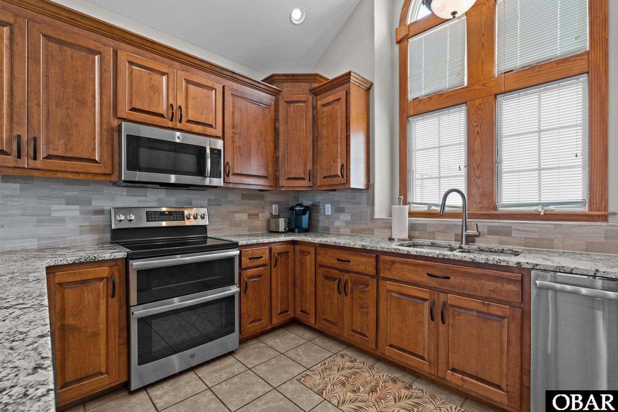 1711 Croatan Highway, Kill Devil Hills, NC 27949, 4 Bedrooms Bedrooms, ,4 BathroomsBathrooms,Residential,For sale,Croatan Highway,122849