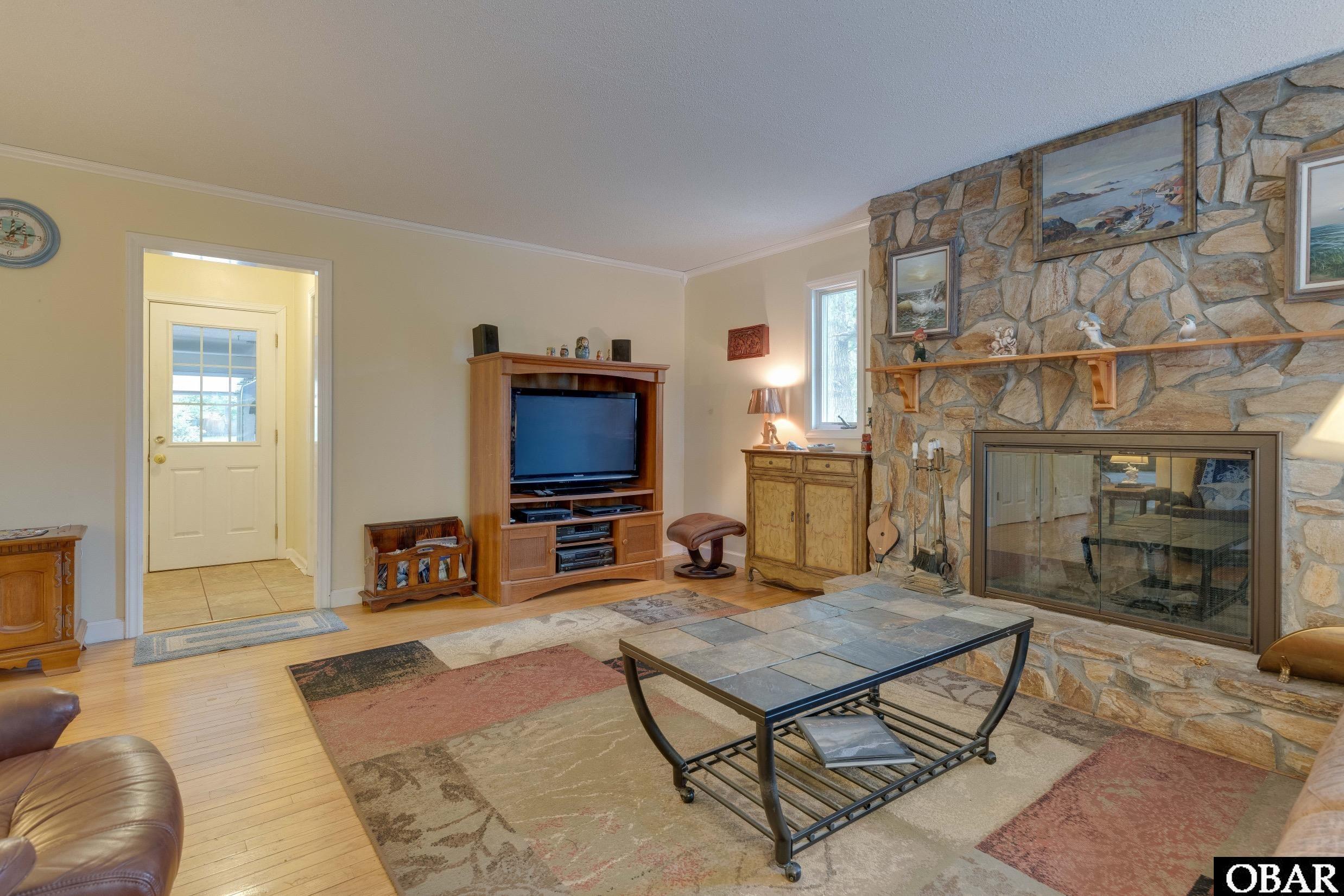 199 Dogwood Trail, Manteo, NC 27954, 4 Bedrooms Bedrooms, ,2 BathroomsBathrooms,Residential,For sale,Dogwood Trail,123333
