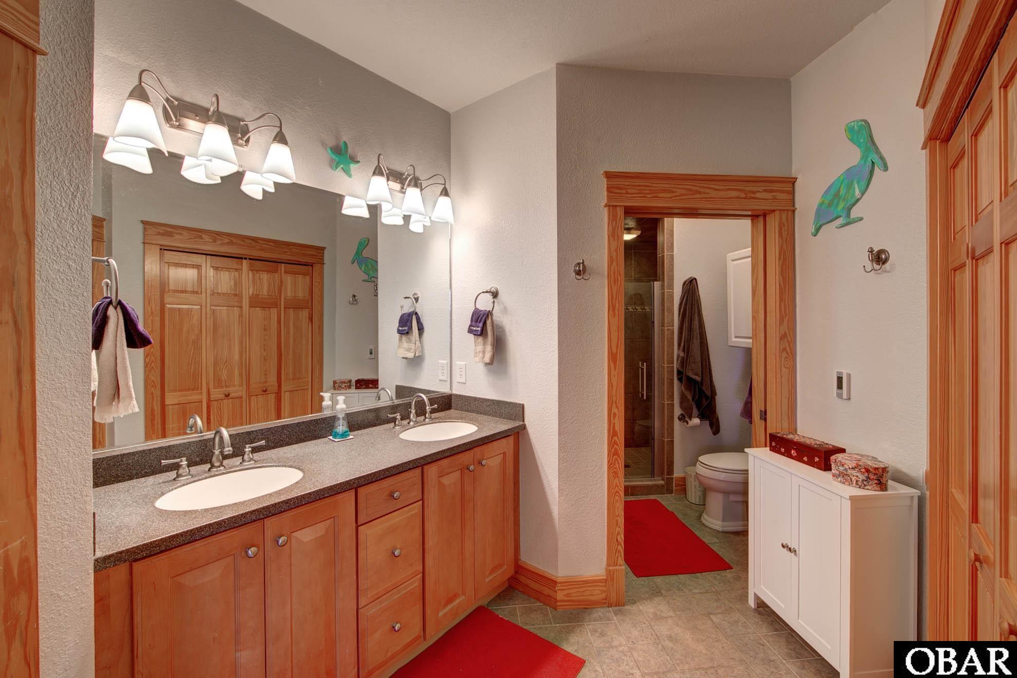 102 Dartmoor Ave., Manteo, NC 27954, 2 Bedrooms Bedrooms, ,2 BathroomsBathrooms,Residential,For sale,Dartmoor Ave.,123790