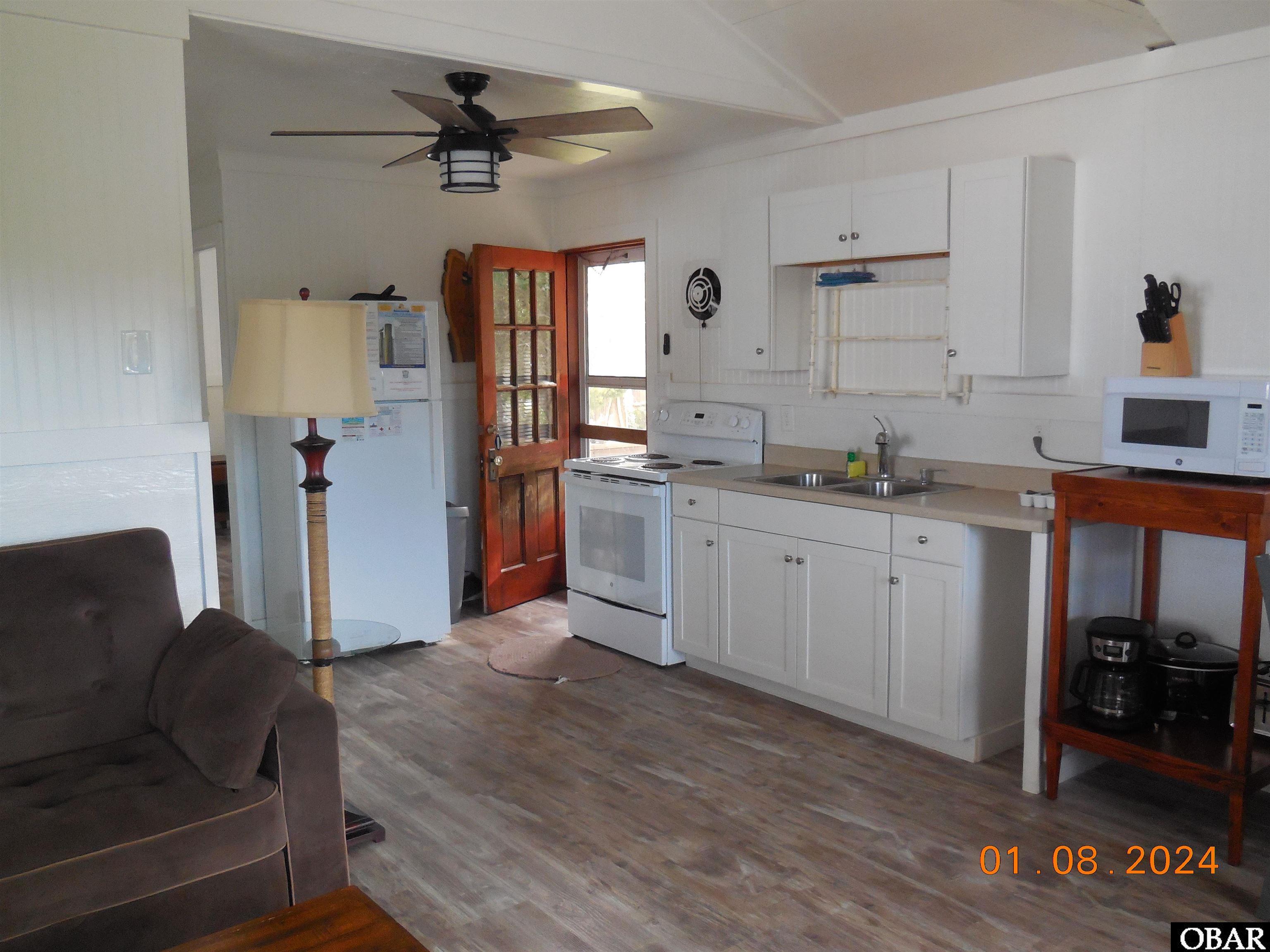 175 Loop Road, Ocracoke, NC 27960-0000, 1 Bedroom Bedrooms, ,1 BathroomBathrooms,Residential,For sale,Loop Road,124284
