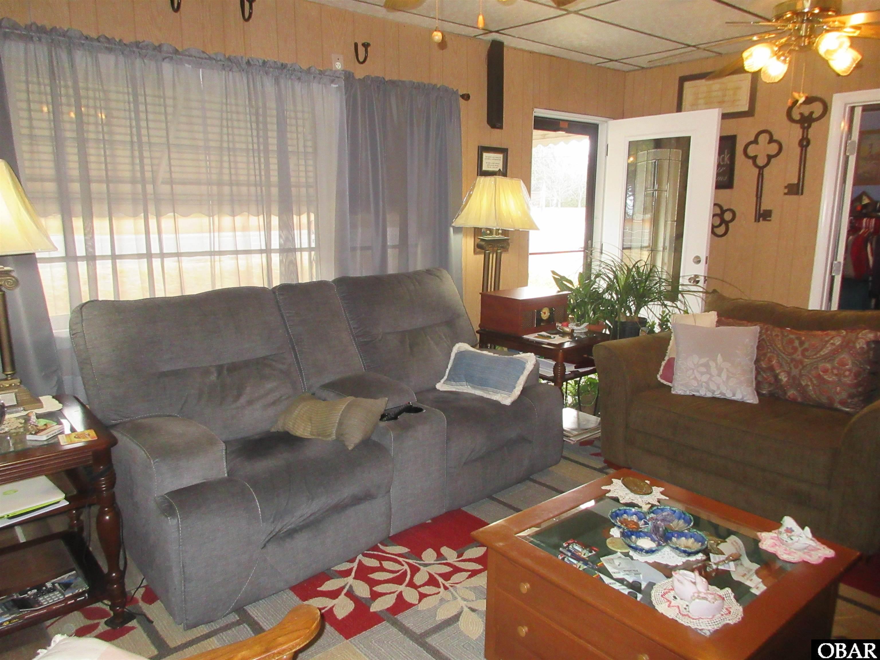 9036 Caratoke Highway, Harbinger, NC 27941, 2 Bedrooms Bedrooms, ,1 BathroomBathrooms,Residential,For sale,Caratoke Highway,124303