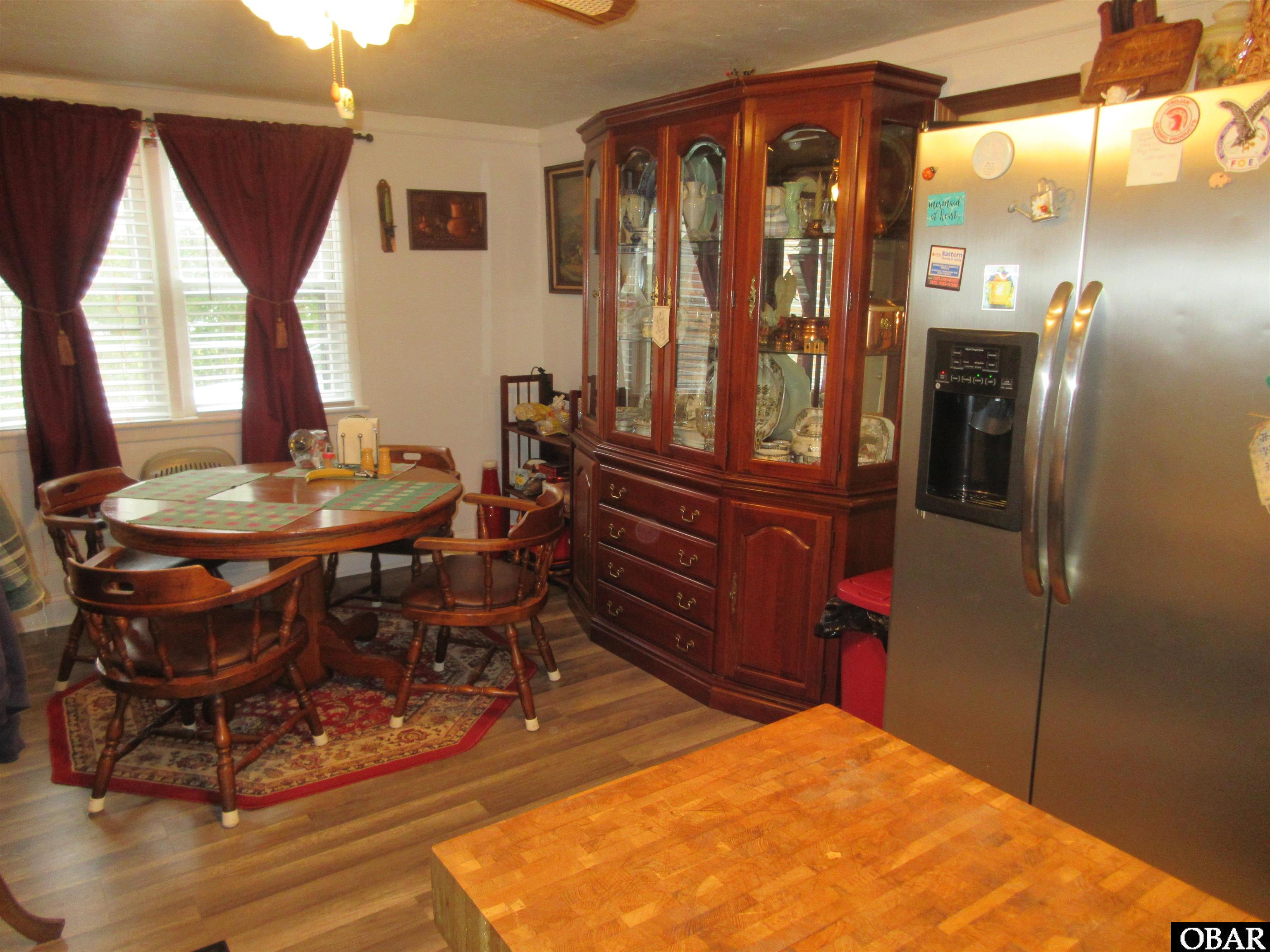 9036 Caratoke Highway, Harbinger, NC 27941, 2 Bedrooms Bedrooms, ,1 BathroomBathrooms,Residential,For sale,Caratoke Highway,124303