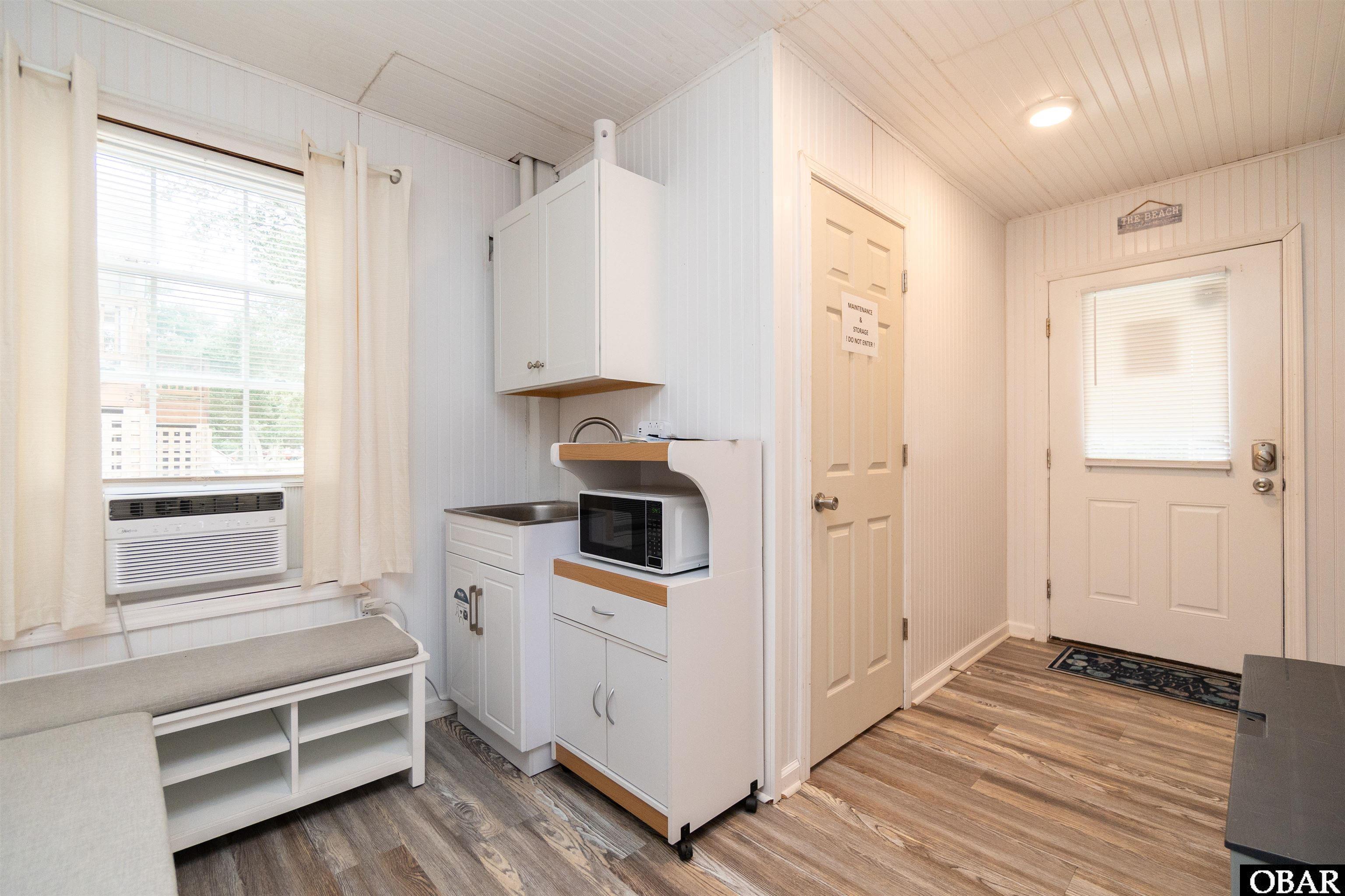 315 Hayman Boulevard, Kill Devil Hills, NC 27948, 4 Bedrooms Bedrooms, ,3 BathroomsBathrooms,Residential,For sale,Hayman Boulevard,124433