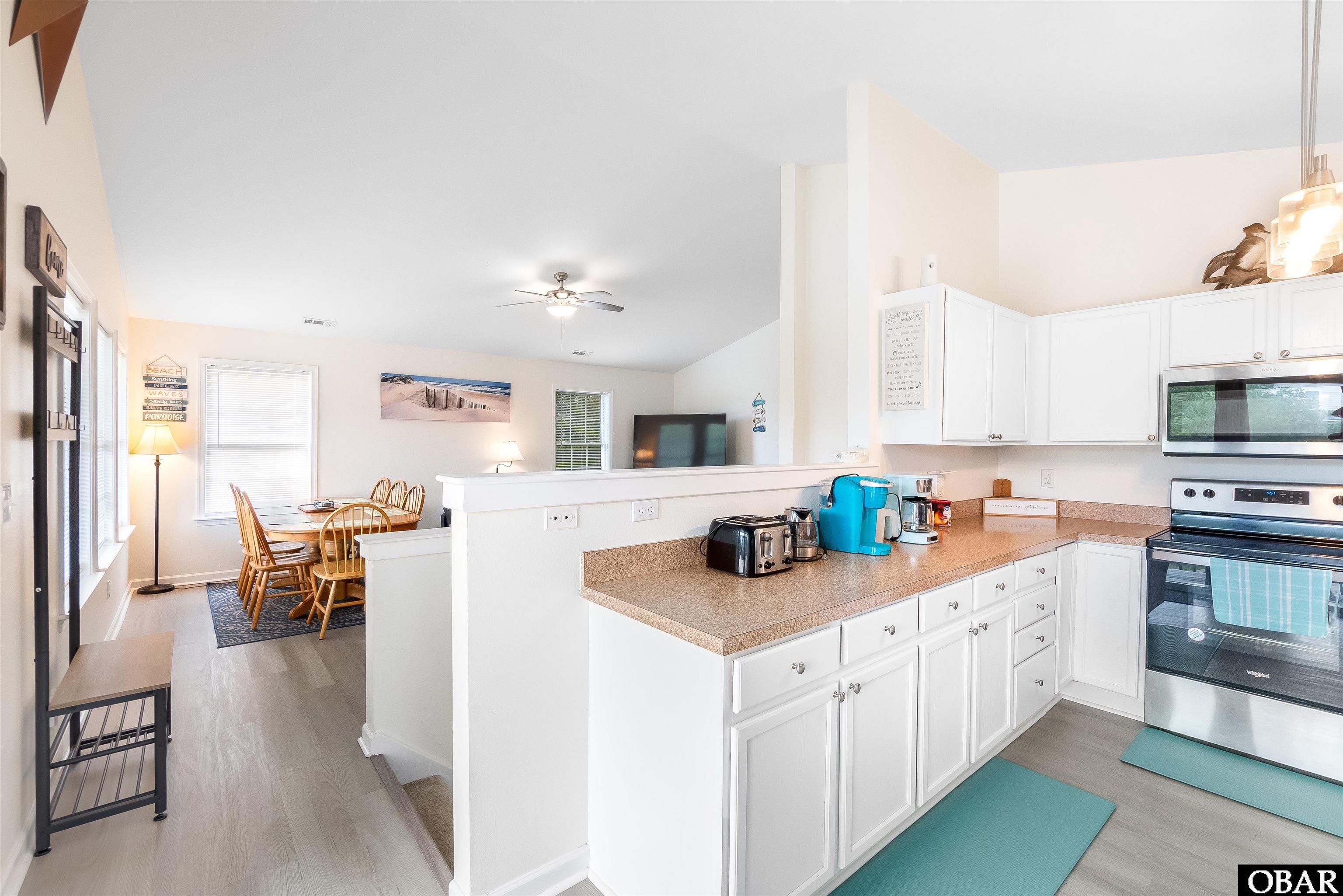 315 Hayman Boulevard, Kill Devil Hills, NC 27948, 4 Bedrooms Bedrooms, ,3 BathroomsBathrooms,Residential,For sale,Hayman Boulevard,124433