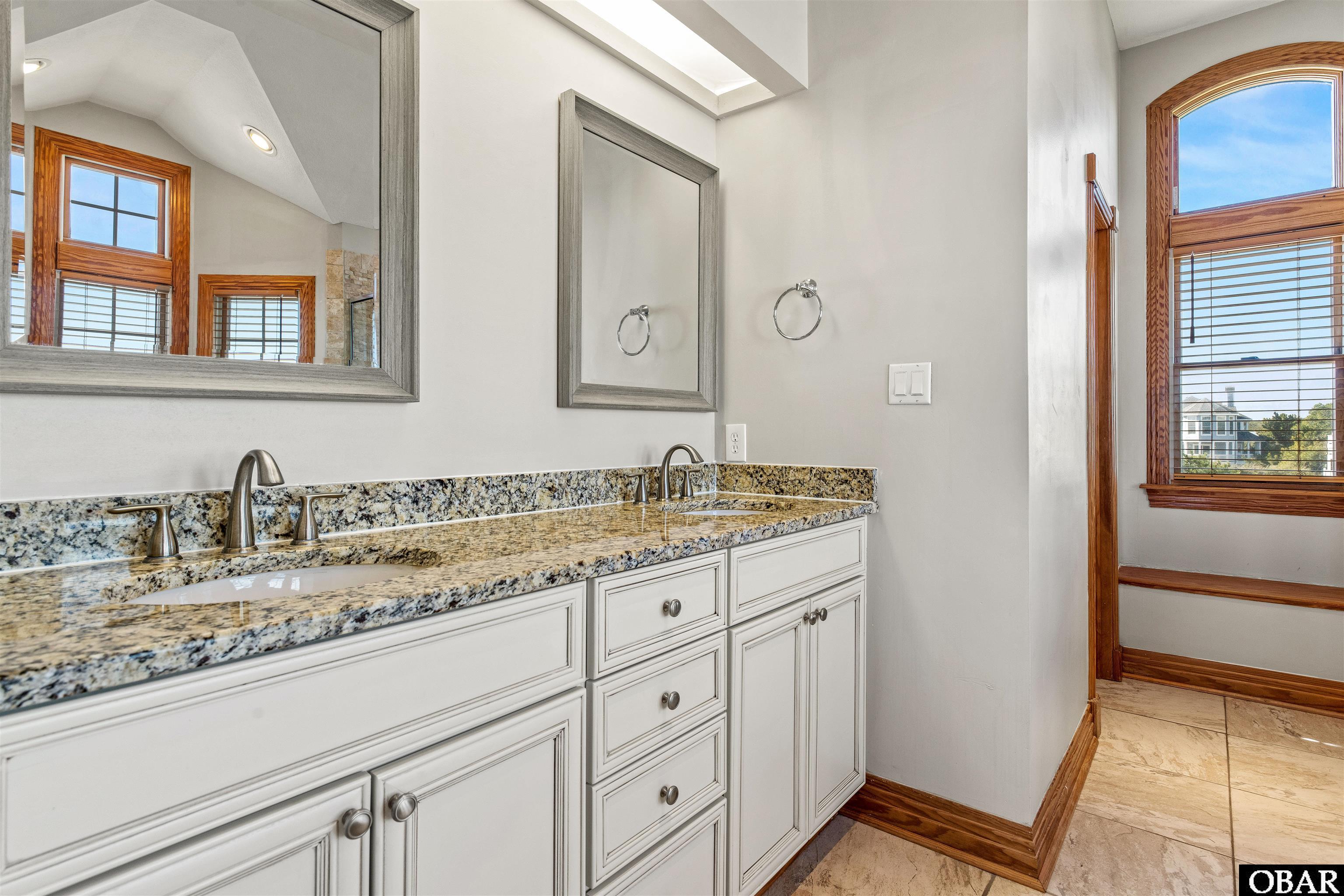 421 Deep Neck Road, Corolla, NC 27927, 10 Bedrooms Bedrooms, ,9 BathroomsBathrooms,Residential,For sale,Deep Neck Road,124697