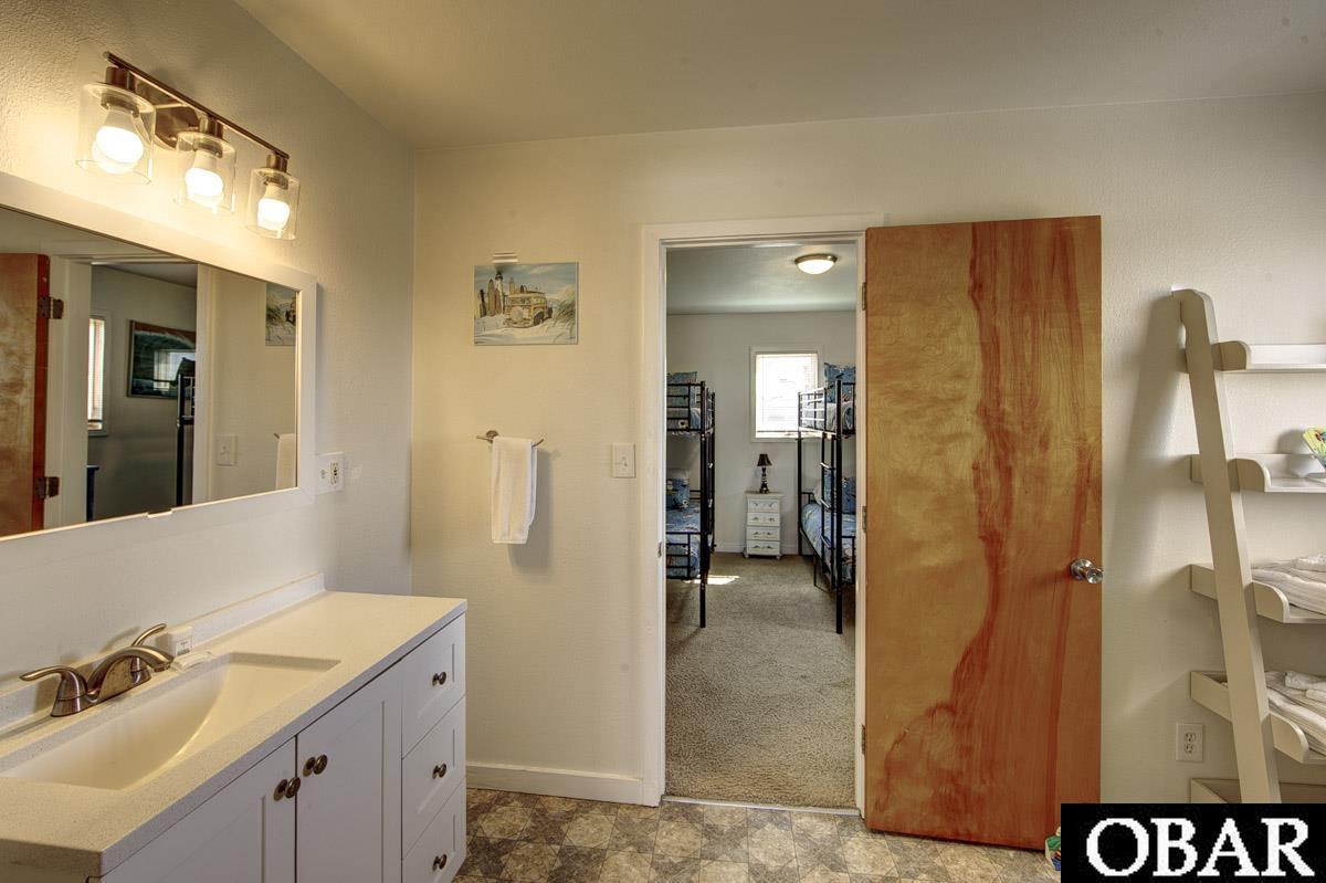 40192 Due East, Avon, NC 27915, 3 Bedrooms Bedrooms, ,2 BathroomsBathrooms,Residential,For sale,Due East,125015