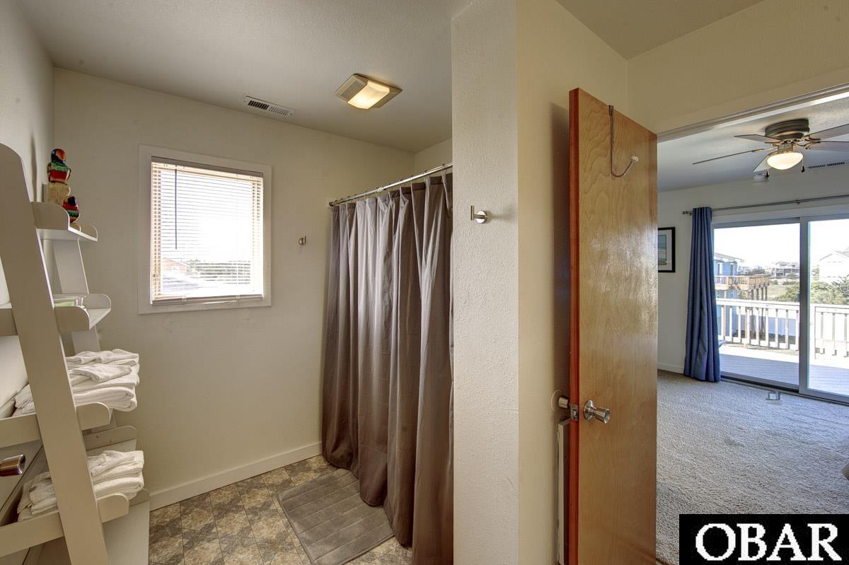 40192 Due East, Avon, NC 27915, 3 Bedrooms Bedrooms, ,2 BathroomsBathrooms,Residential,For sale,Due East,125015
