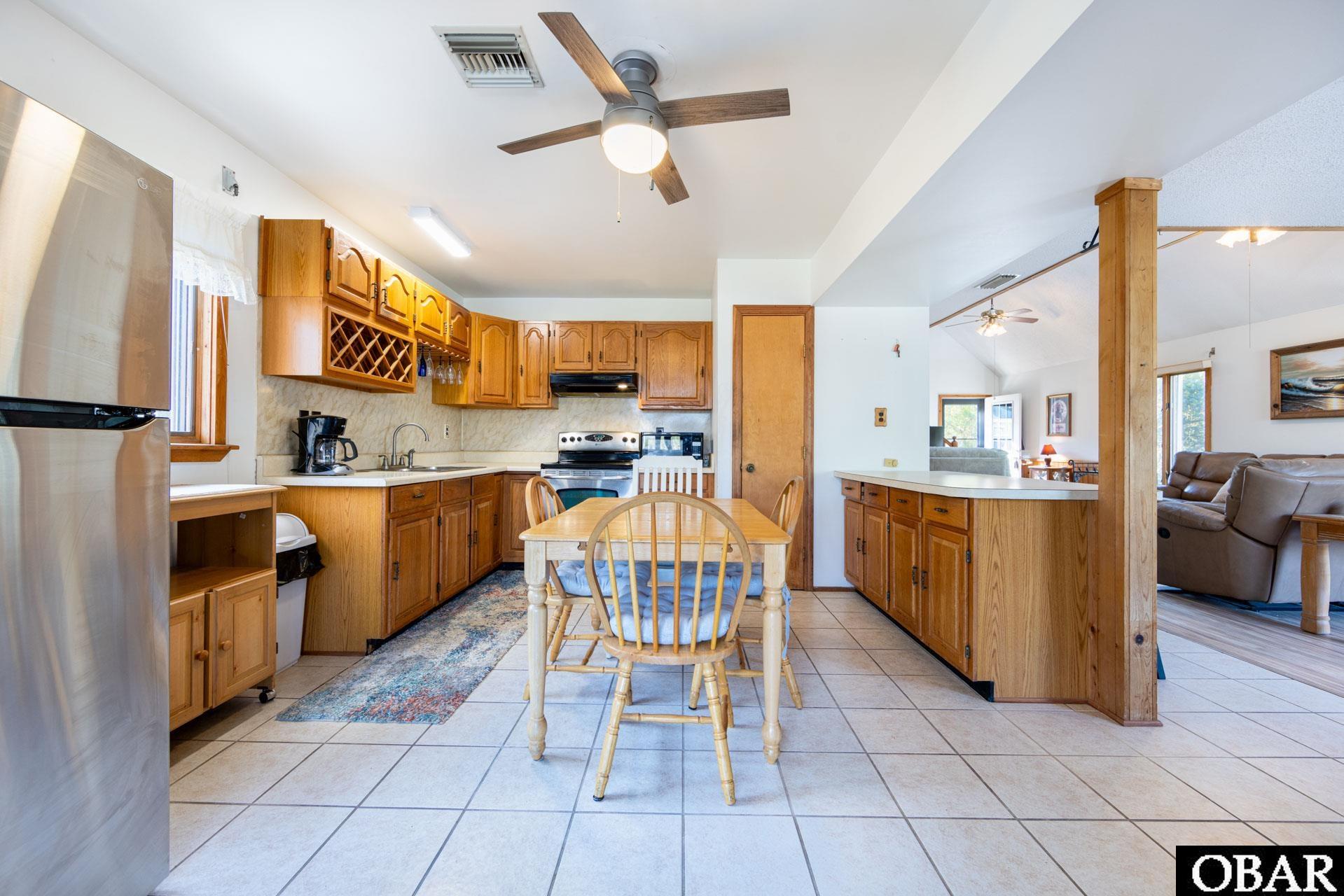 1925 Fifth Street, Kill Devil Hills, NC 27948, 3 Bedrooms Bedrooms, ,2 BathroomsBathrooms,Residential,For sale,Fifth Street,125051