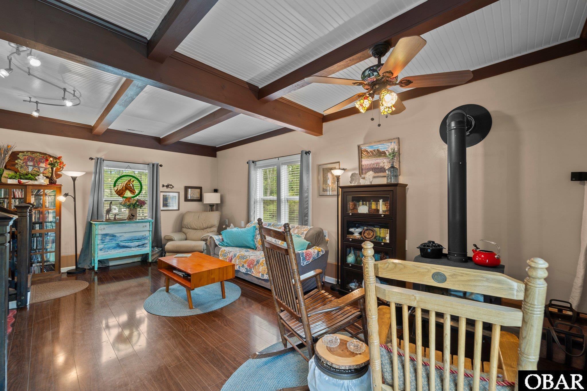 691 Vista Lake Drive, Manteo, NC 27954, 4 Bedrooms Bedrooms, ,2 BathroomsBathrooms,Residential,For sale,Vista Lake Drive,125418