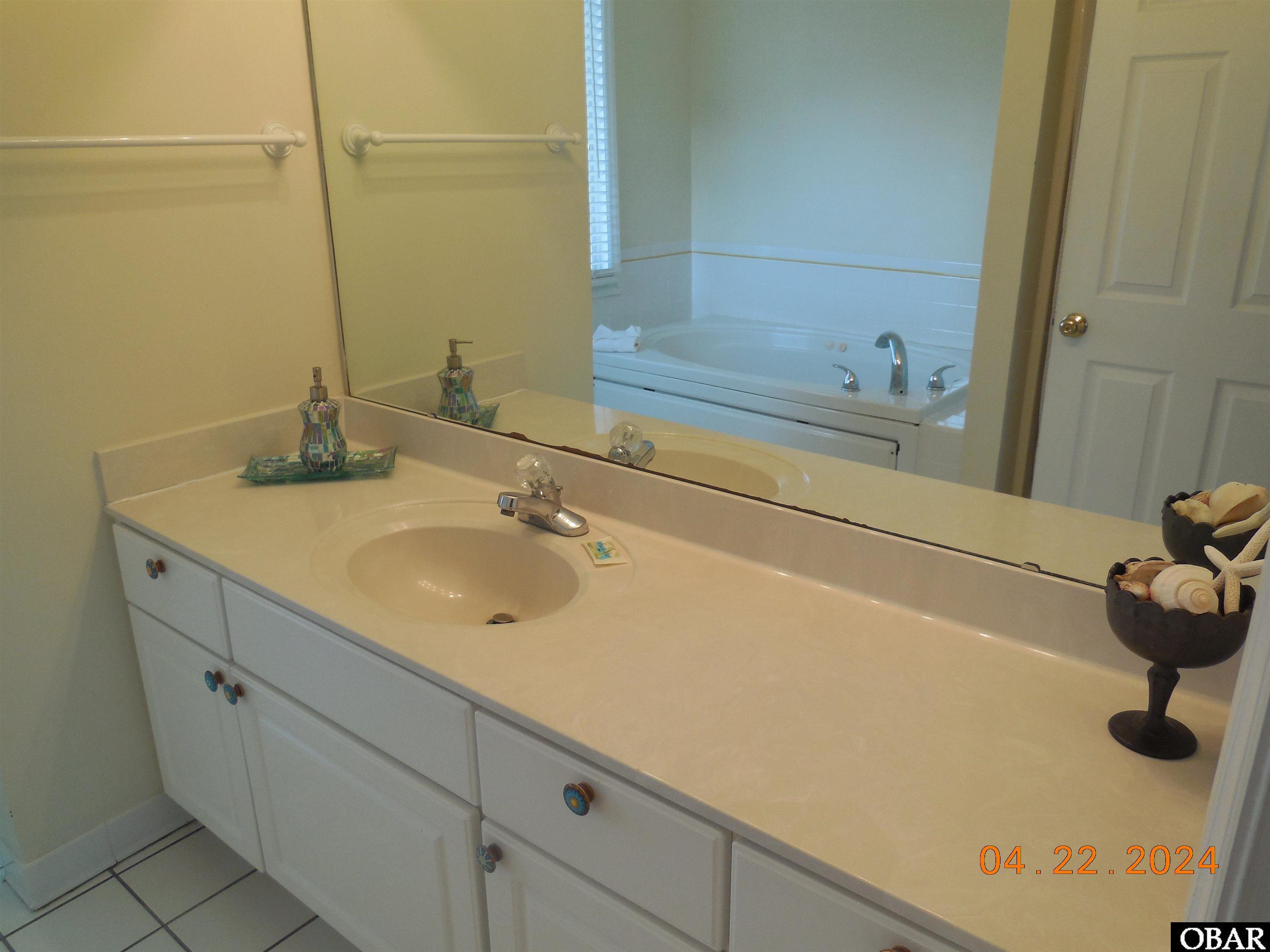50 Lighthouse Road, Ocracoke, NC 27960, 2 Bedrooms Bedrooms, ,2 BathroomsBathrooms,Residential,For sale,Lighthouse Road,125425
