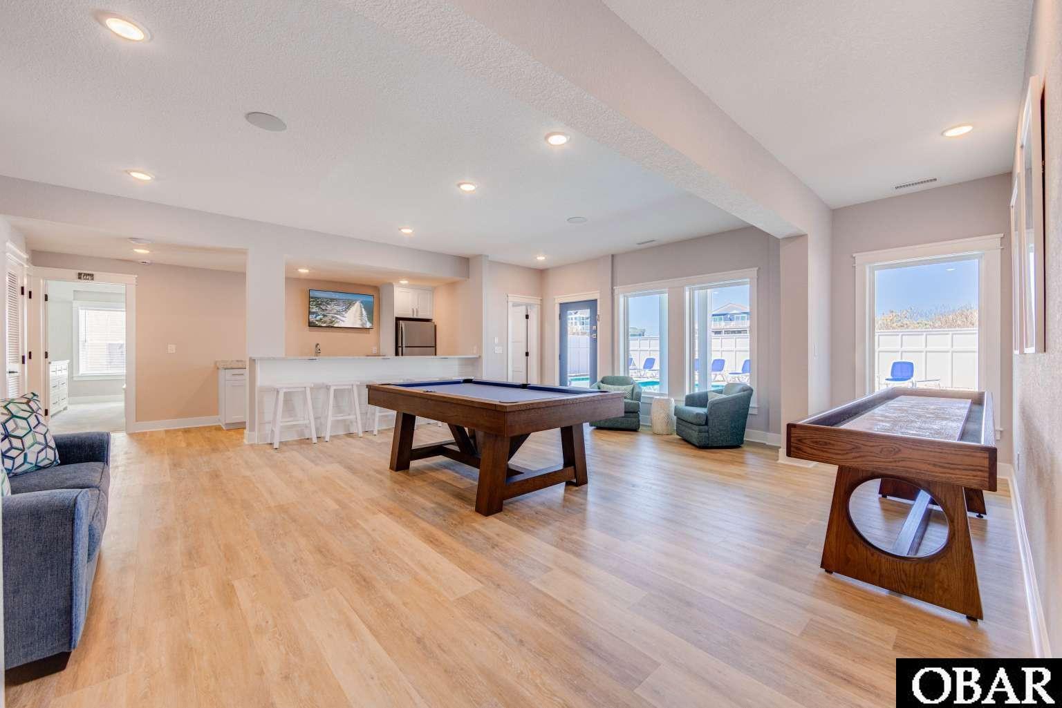 806 Lighthouse Drive, Corolla, NC 27927, 12 Bedrooms Bedrooms, ,12 BathroomsBathrooms,Residential,For sale,Lighthouse Drive,125445
