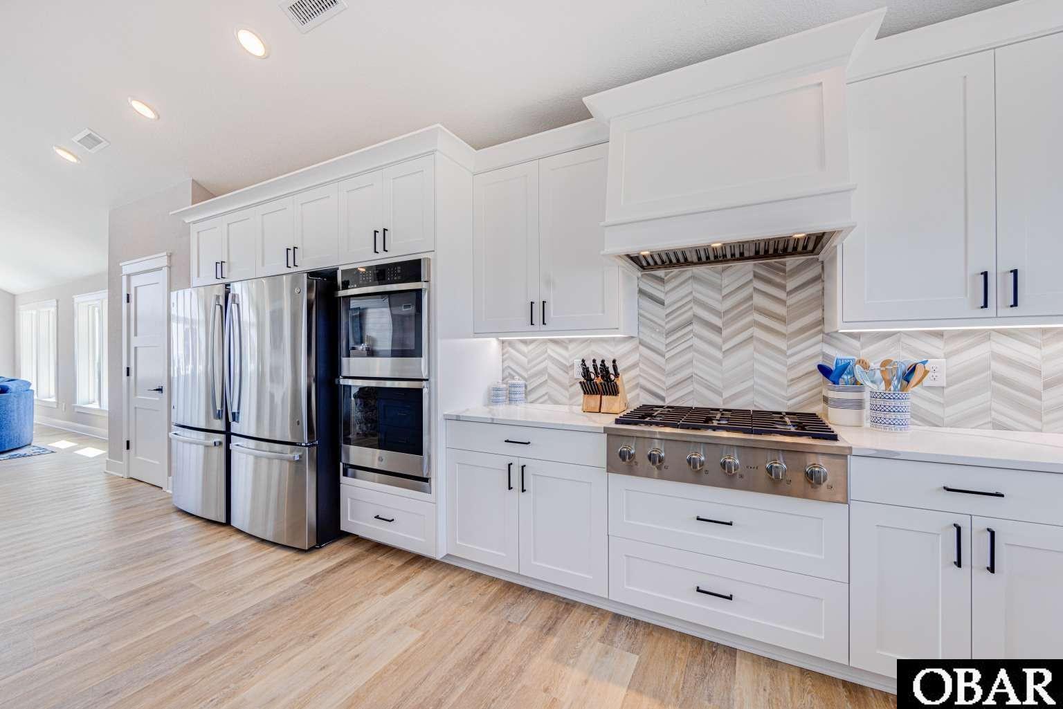 806 Lighthouse Drive, Corolla, NC 27927, 12 Bedrooms Bedrooms, ,12 BathroomsBathrooms,Residential,For sale,Lighthouse Drive,125445