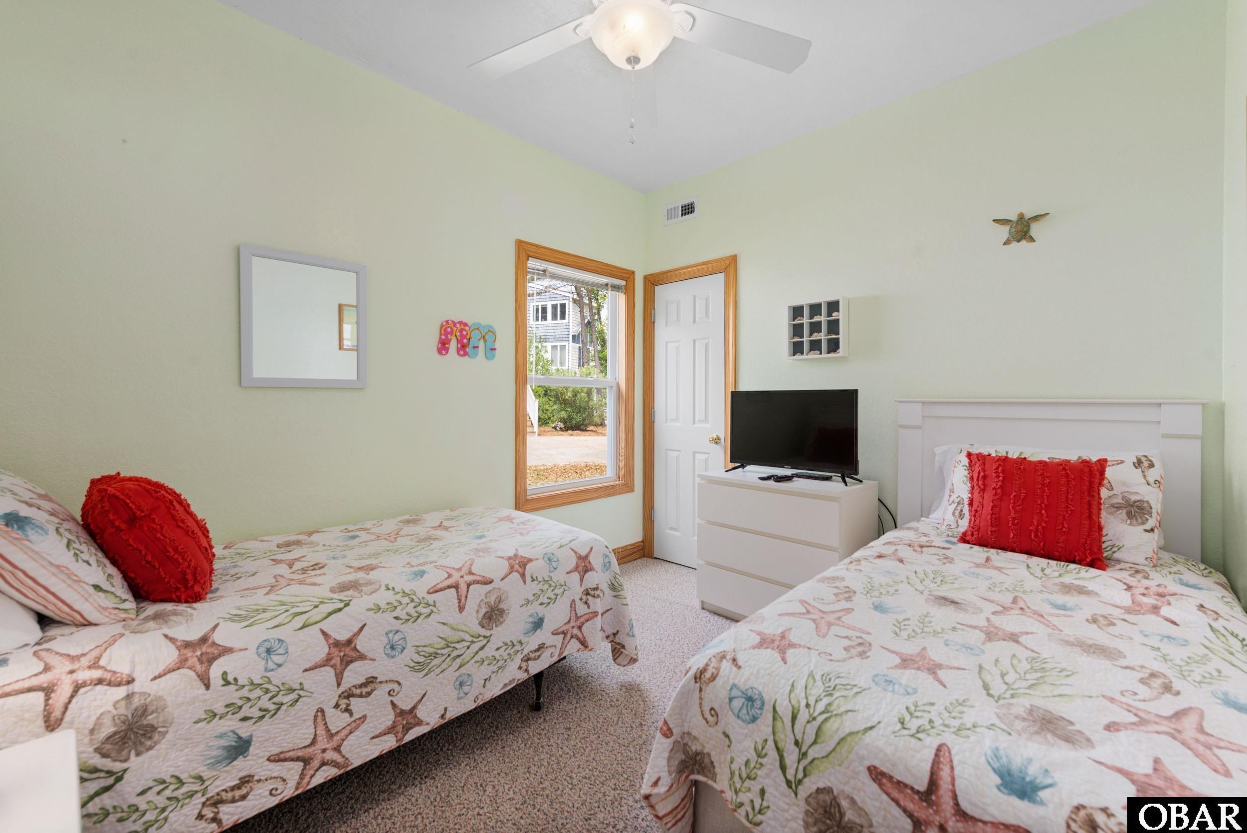 1260 Clearwater Lane, Corolla, NC 27927, 7 Bedrooms Bedrooms, ,4 BathroomsBathrooms,Residential,For sale,Clearwater Lane,125522