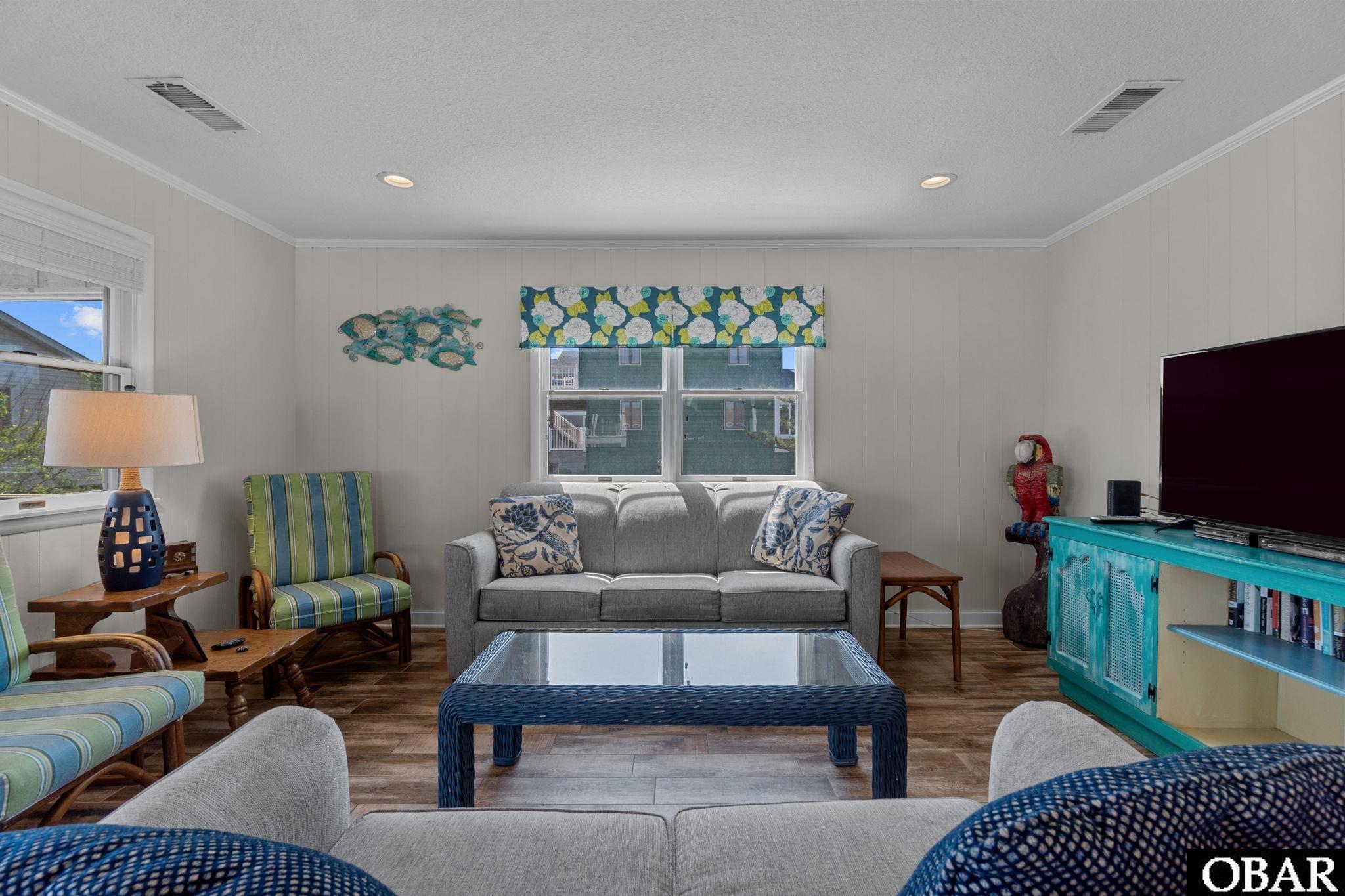 3721 Hallett Street, Kitty Hawk, NC 27949, 3 Bedrooms Bedrooms, ,2 BathroomsBathrooms,Residential,For sale,Hallett Street,125563