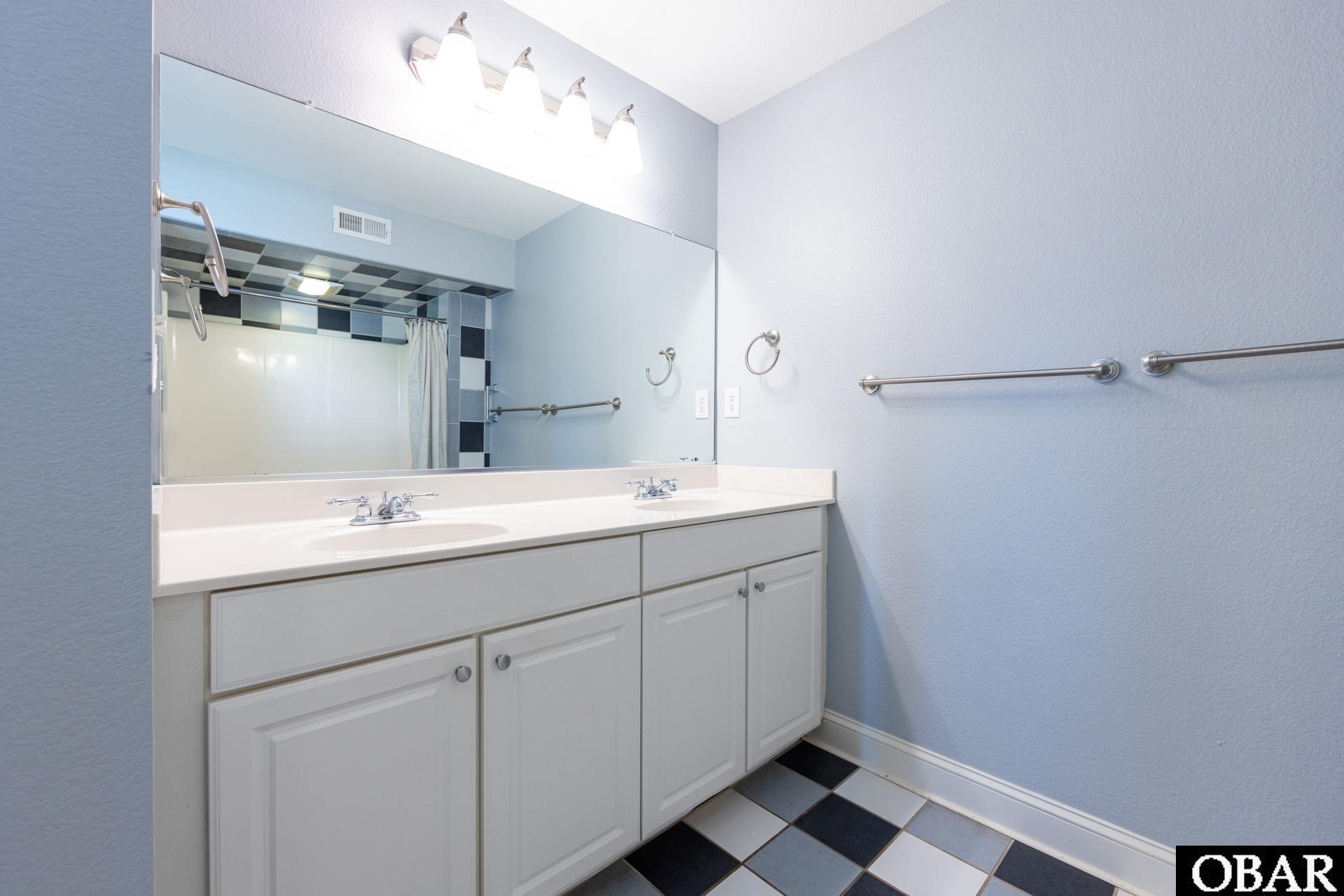 27247 Hattie Creef Landing Crt, Salvo, NC 27972, 8 Bedrooms Bedrooms, ,7 BathroomsBathrooms,Residential,For sale,Hattie Creef Landing Crt,125630