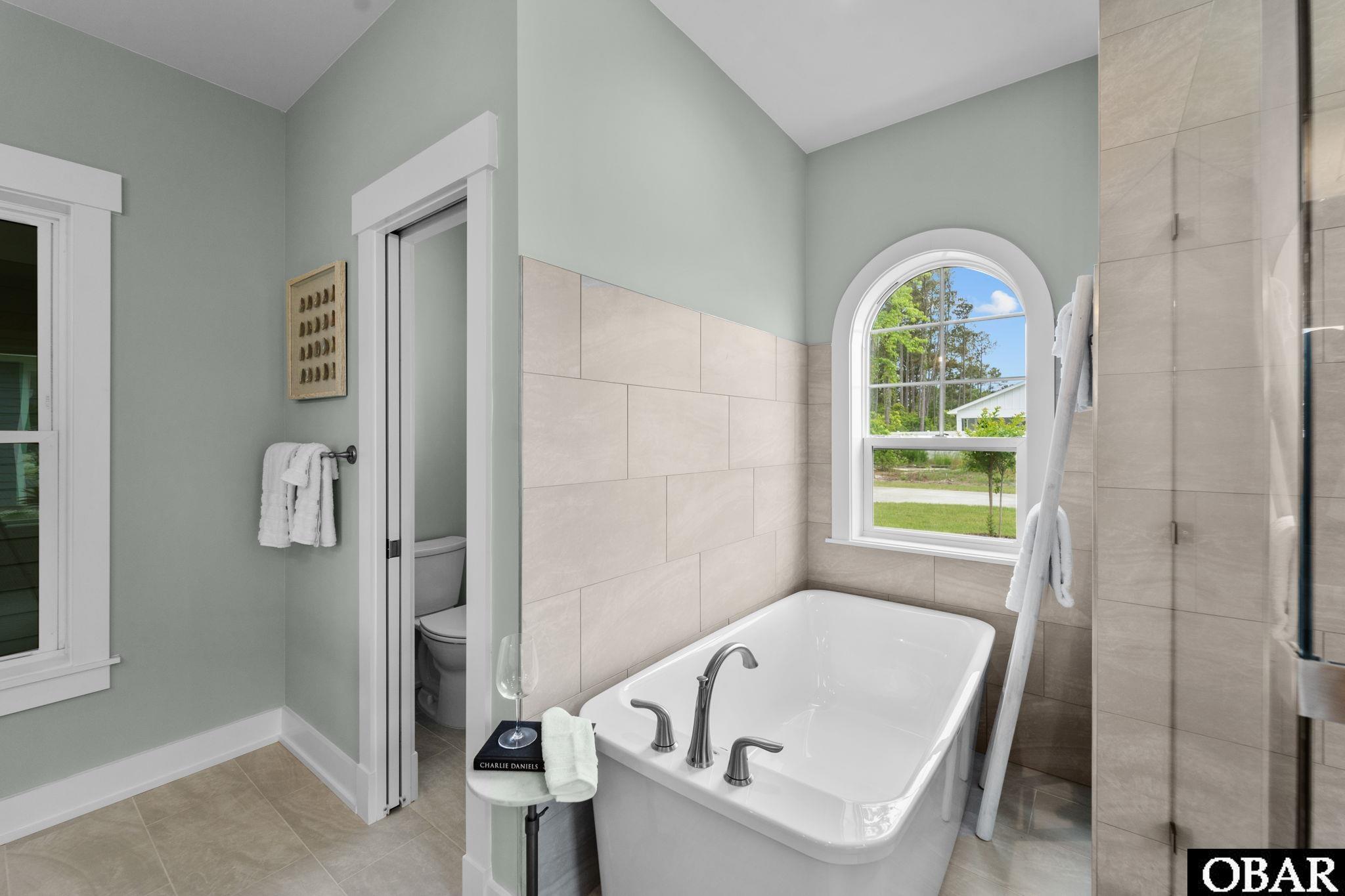 500 Anika Way, Kill Devil Hills, NC 27948, 3 Bedrooms Bedrooms, ,2 BathroomsBathrooms,Residential,For sale,Anika Way,125718