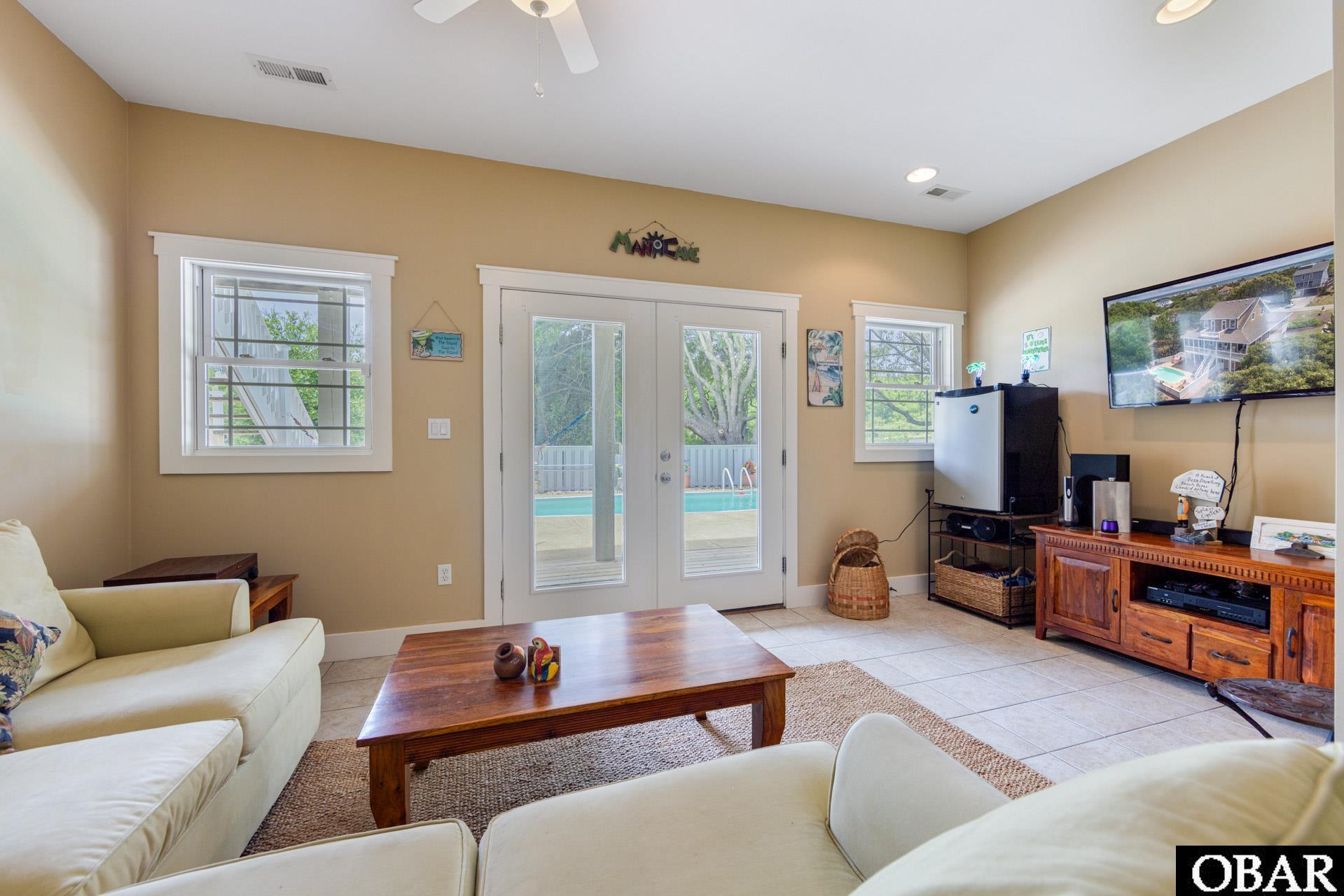 4824 Palmer Drive, Kitty Hawk, NC 27949, 5 Bedrooms Bedrooms, ,4 BathroomsBathrooms,Residential,For sale,Palmer Drive,125804