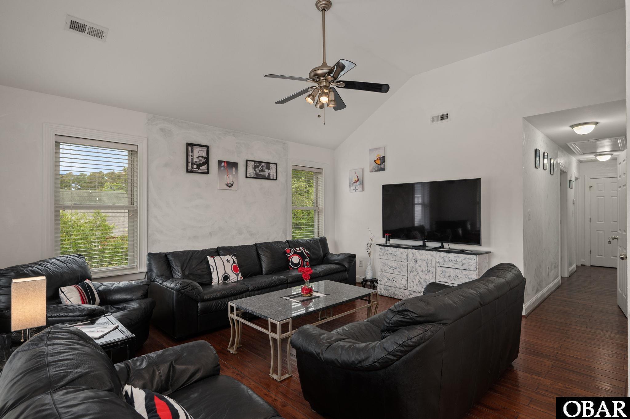 408 Holly Street, Kill Devil Hills, NC 27948, 4 Bedrooms Bedrooms, ,3 BathroomsBathrooms,Residential,For sale,Holly Street,125827