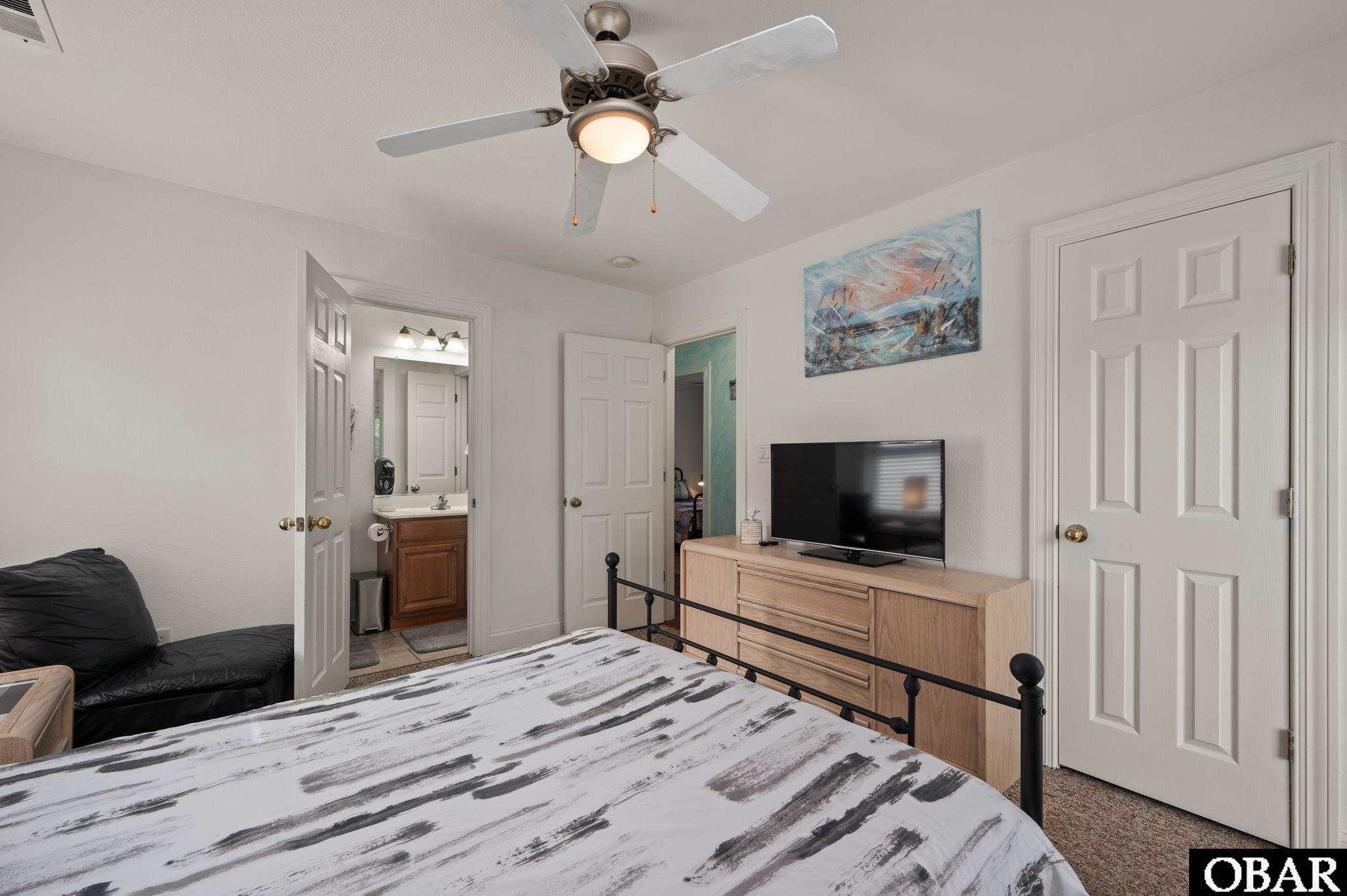 408 Holly Street, Kill Devil Hills, NC 27948, 4 Bedrooms Bedrooms, ,3 BathroomsBathrooms,Residential,For sale,Holly Street,125827