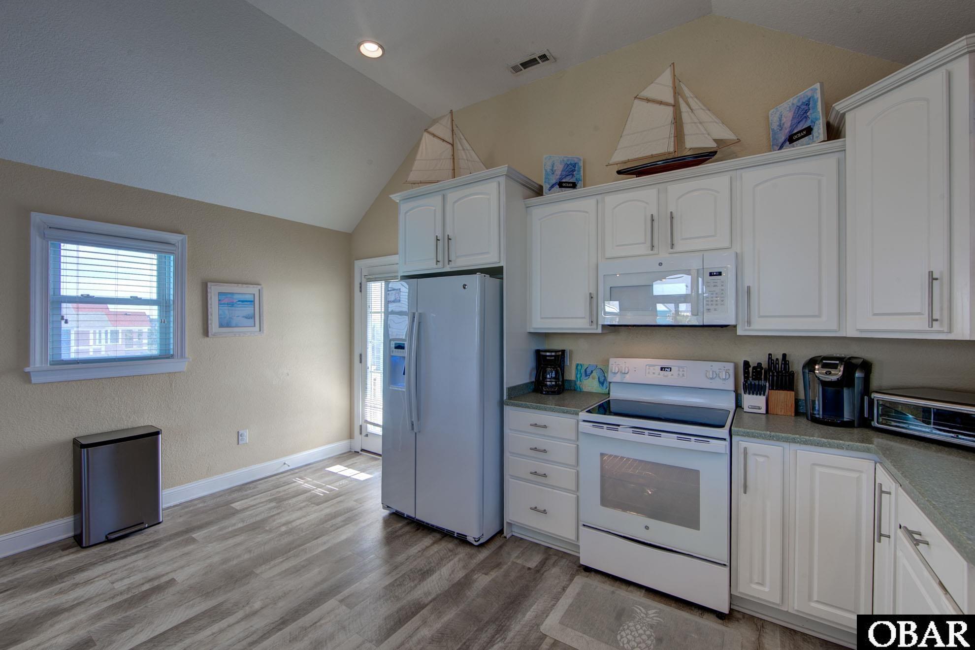 41155 Lakeside Drive, Avon, NC 27915, 6 Bedrooms Bedrooms, ,4 BathroomsBathrooms,Residential,For sale,Lakeside Drive,125849