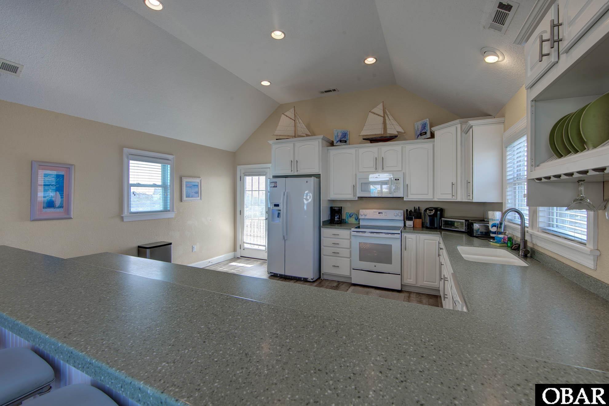 41155 Lakeside Drive, Avon, NC 27915, 6 Bedrooms Bedrooms, ,4 BathroomsBathrooms,Residential,For sale,Lakeside Drive,125849