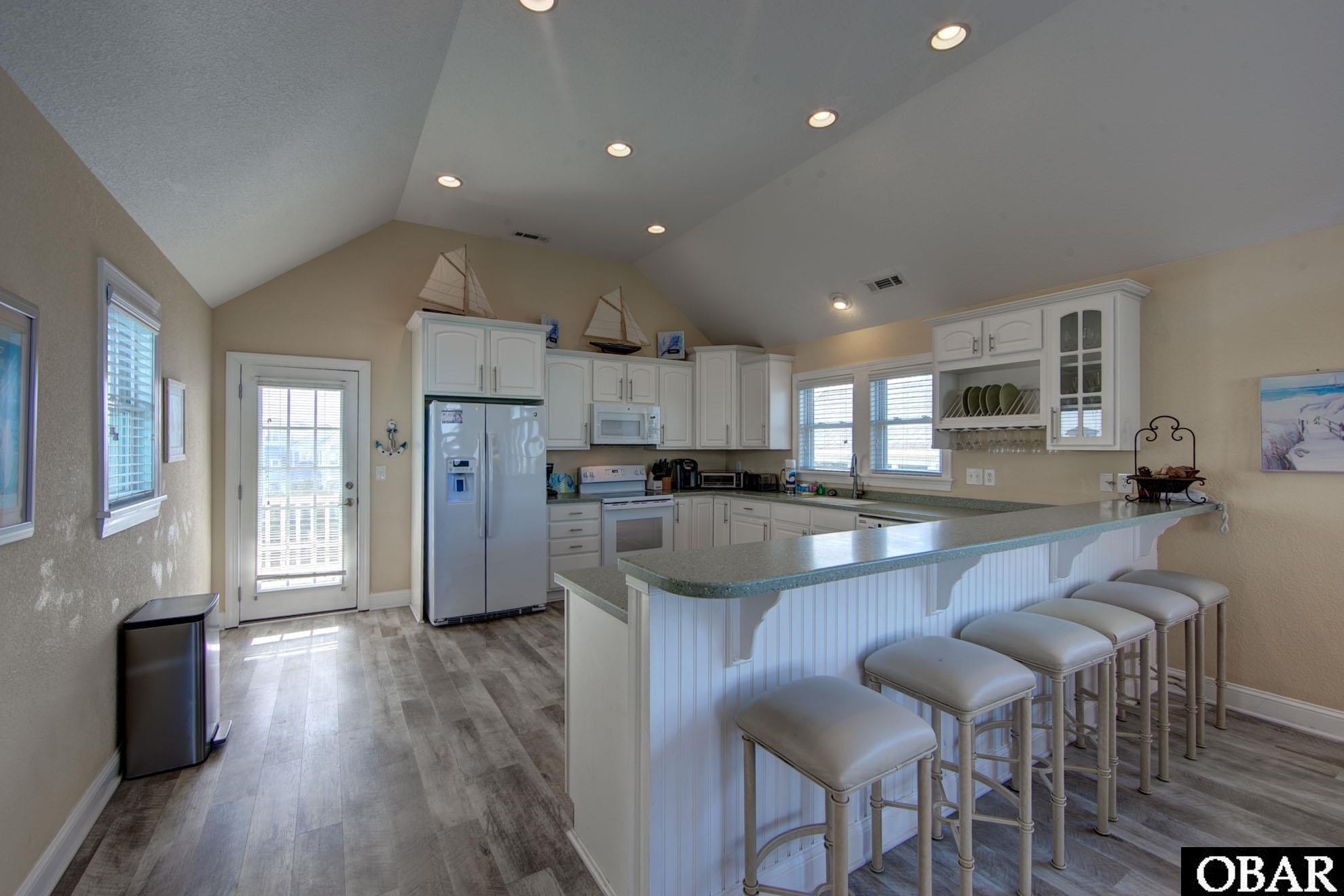 41155 Lakeside Drive, Avon, NC 27915, 6 Bedrooms Bedrooms, ,4 BathroomsBathrooms,Residential,For sale,Lakeside Drive,125849