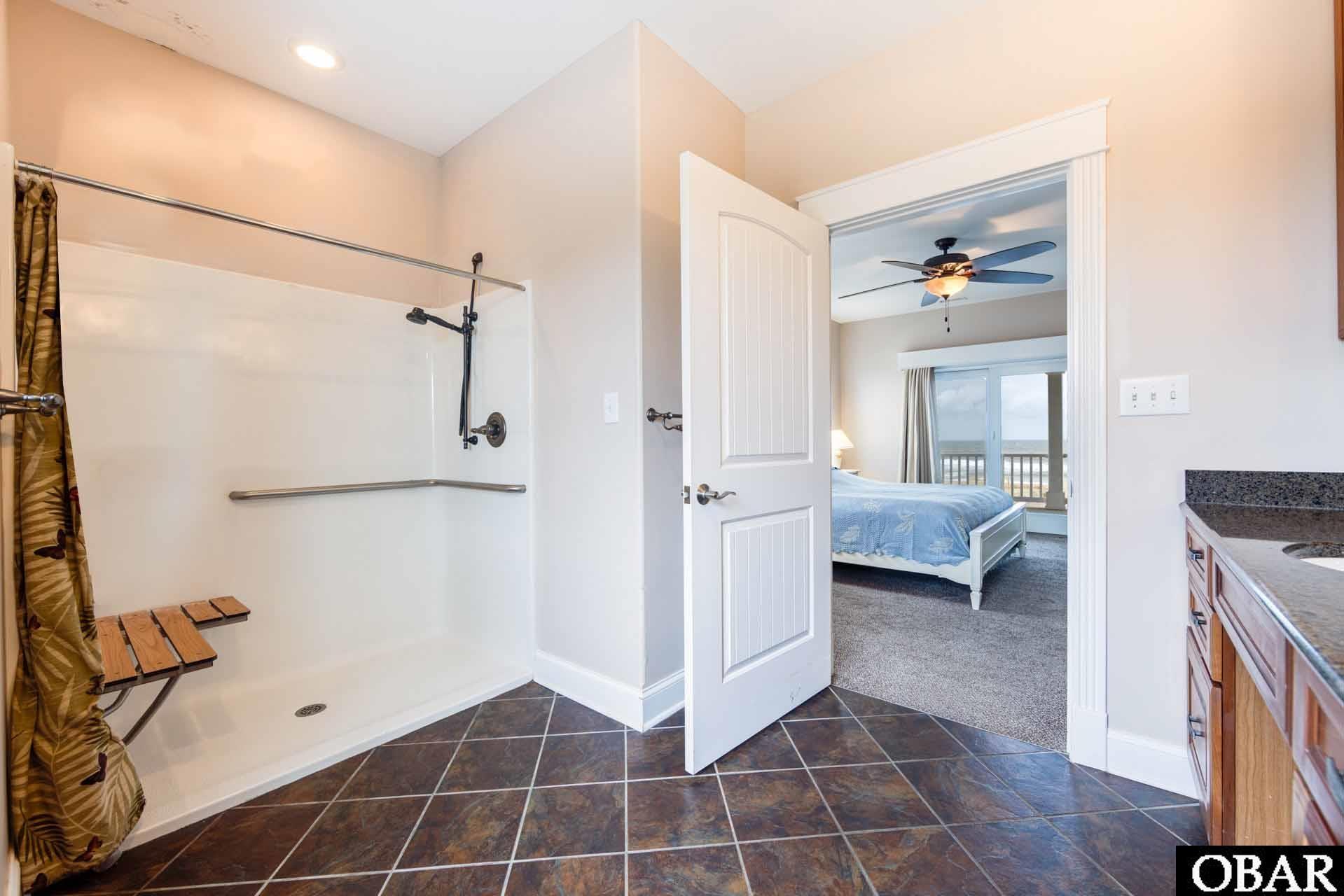 41815 Ocean View Drive, Avon, NC 27915, 6 Bedrooms Bedrooms, ,5 BathroomsBathrooms,Residential,For sale,Ocean View Drive,125860