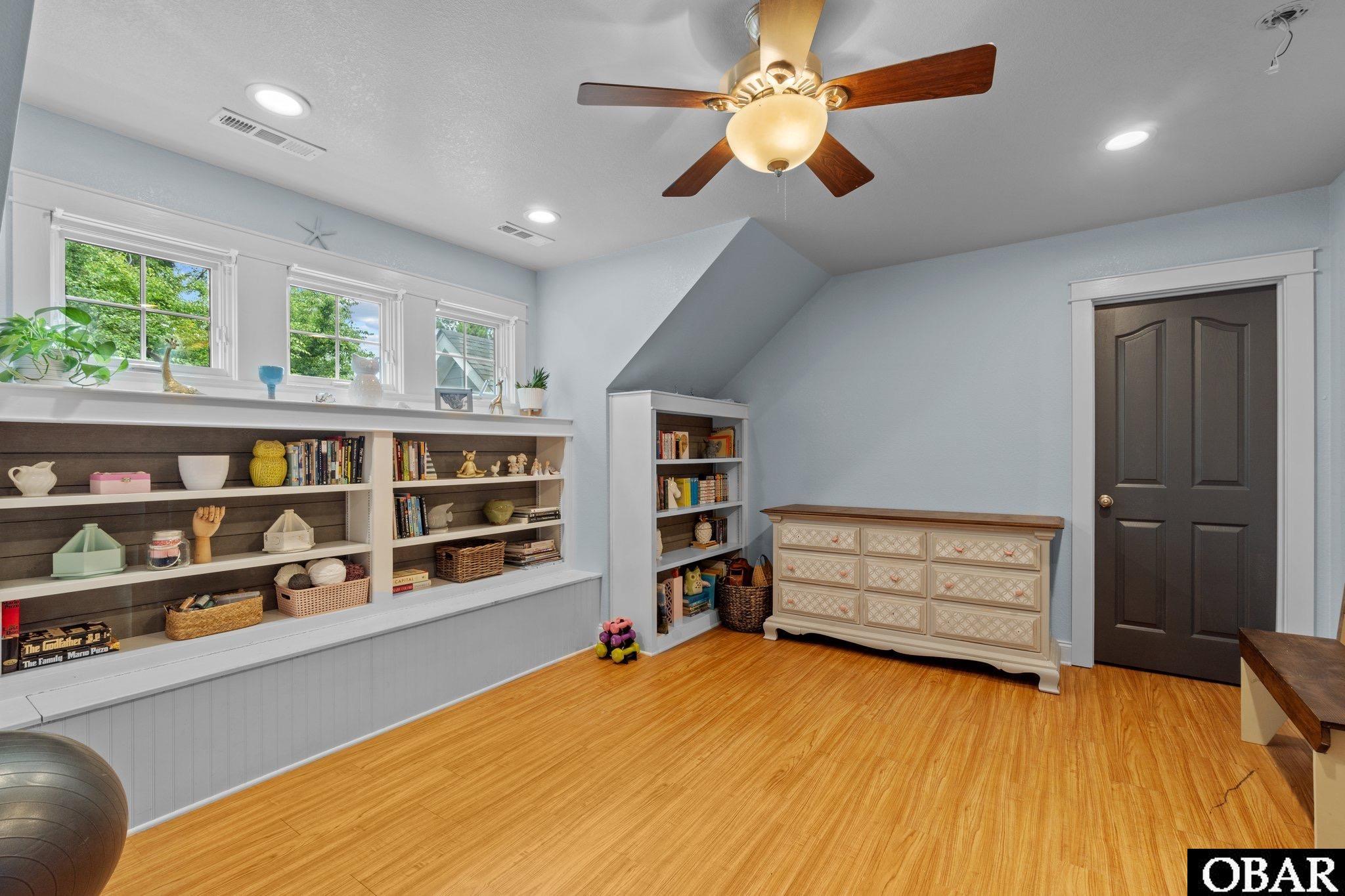 2052 Creek Road, Kitty Hawk, NC 27949, 4 Bedrooms Bedrooms, ,3 BathroomsBathrooms,Residential,For sale,Creek Road,125910