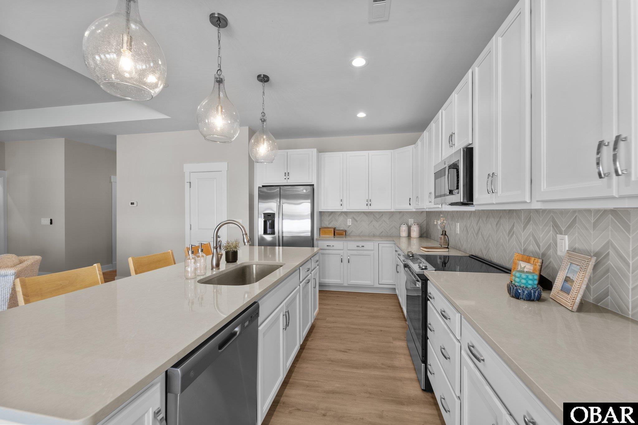 520 Anika Way, Kill Devil Hills, NC 27948, 3 Bedrooms Bedrooms, ,2 BathroomsBathrooms,Residential,For sale,Anika Way,125948