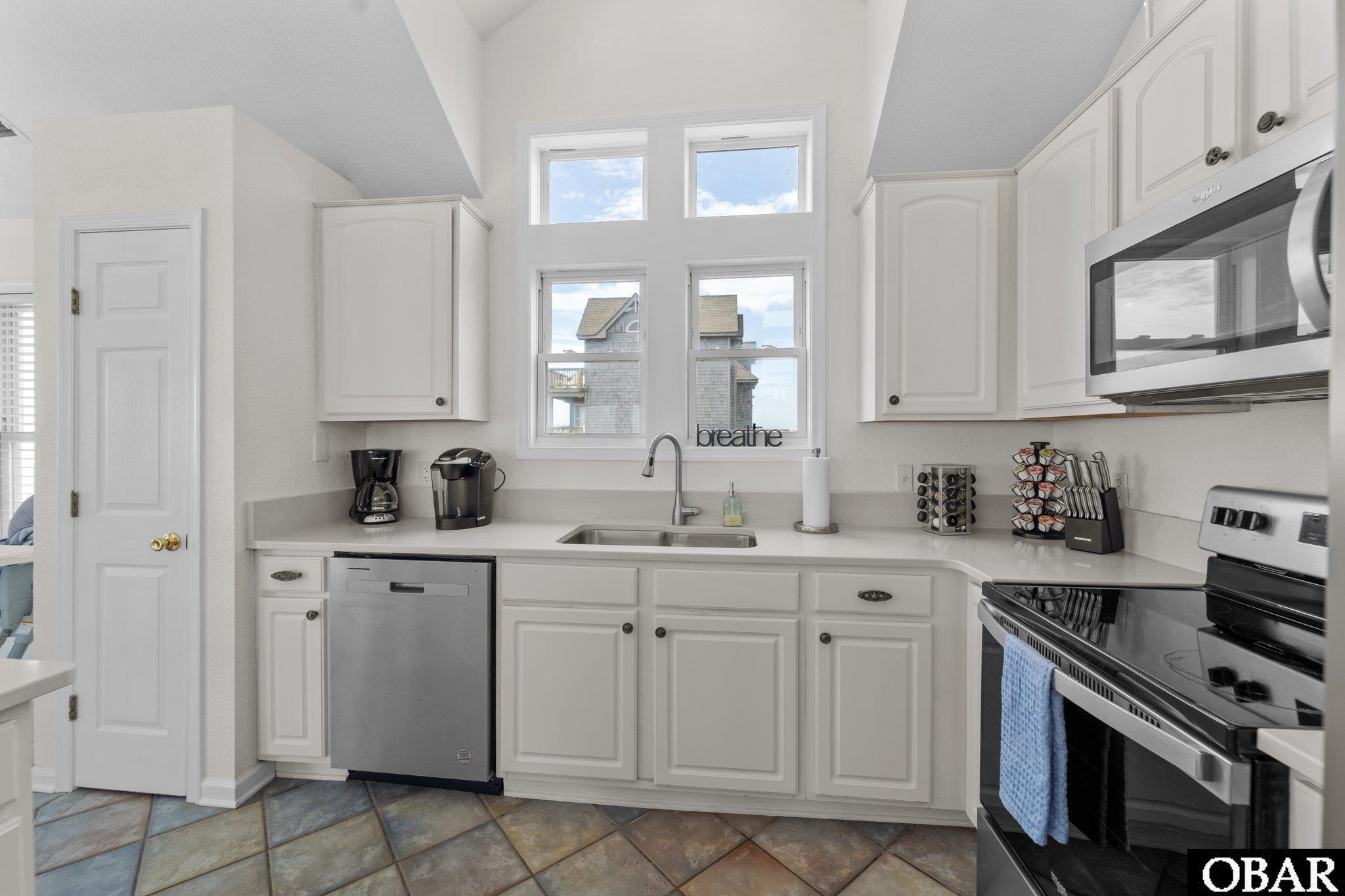 23217 Sea Haven Drive, Rodanthe, NC 27968, 5 Bedrooms Bedrooms, ,5 BathroomsBathrooms,Residential,For sale,Sea Haven Drive,125961