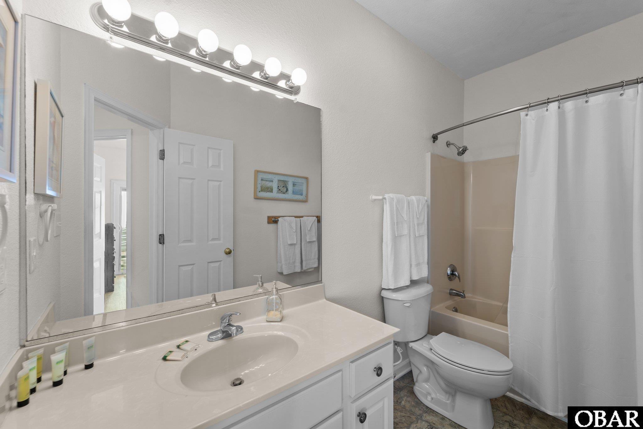 23217 Sea Haven Drive, Rodanthe, NC 27968, 5 Bedrooms Bedrooms, ,5 BathroomsBathrooms,Residential,For sale,Sea Haven Drive,125961