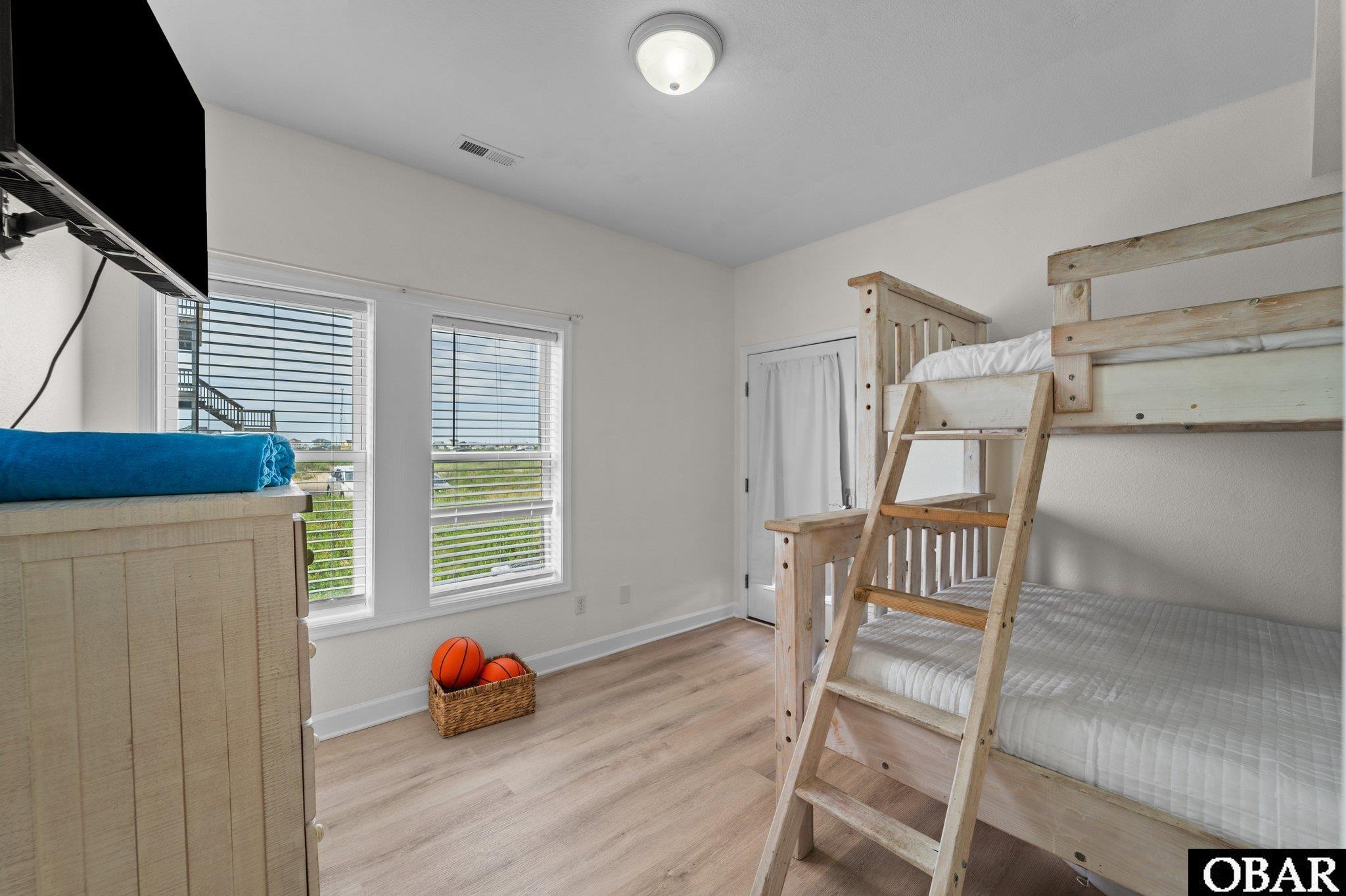 23217 Sea Haven Drive, Rodanthe, NC 27968, 5 Bedrooms Bedrooms, ,5 BathroomsBathrooms,Residential,For sale,Sea Haven Drive,125961