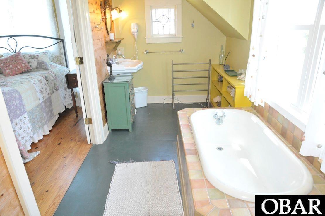 54 Bebe Lane, Ocracoke, NC 27960, 3 Bedrooms Bedrooms, ,2 BathroomsBathrooms,Residential,For sale,Bebe Lane,125994