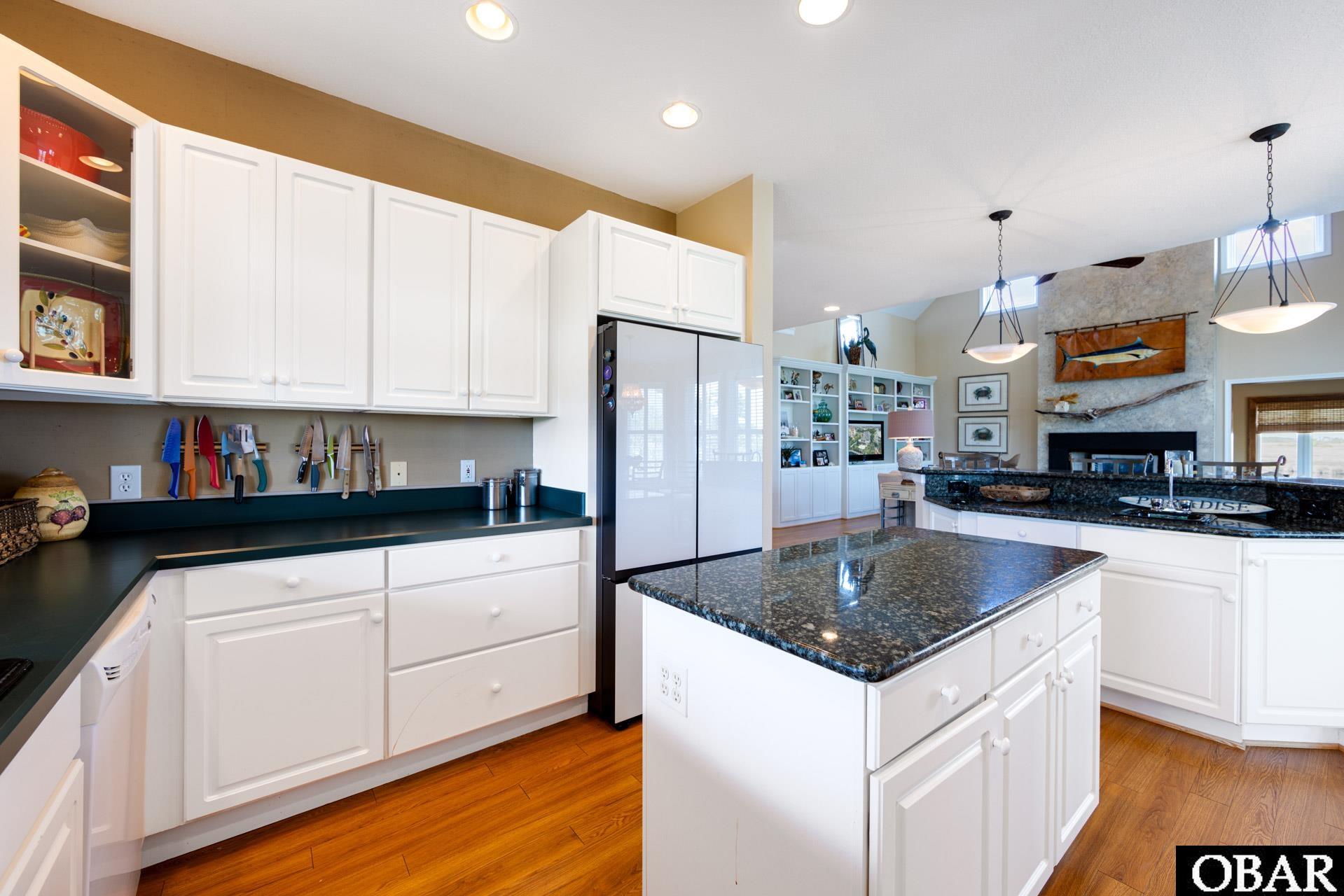 12 Hammock Court, Manteo, NC 27954, 4 Bedrooms Bedrooms, ,3 BathroomsBathrooms,Residential,For sale,Hammock Court,126003