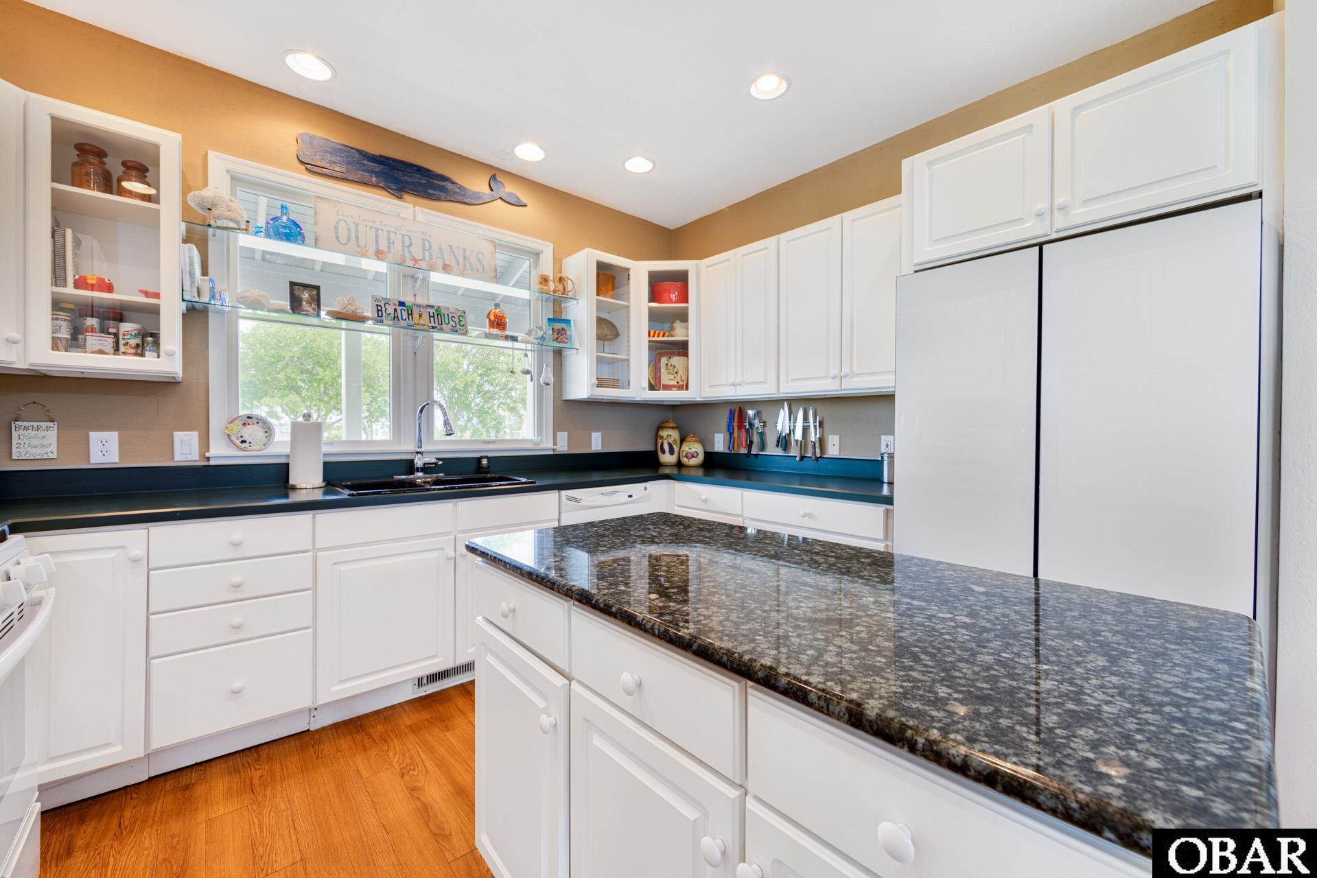 12 Hammock Court, Manteo, NC 27954, 4 Bedrooms Bedrooms, ,3 BathroomsBathrooms,Residential,For sale,Hammock Court,126003