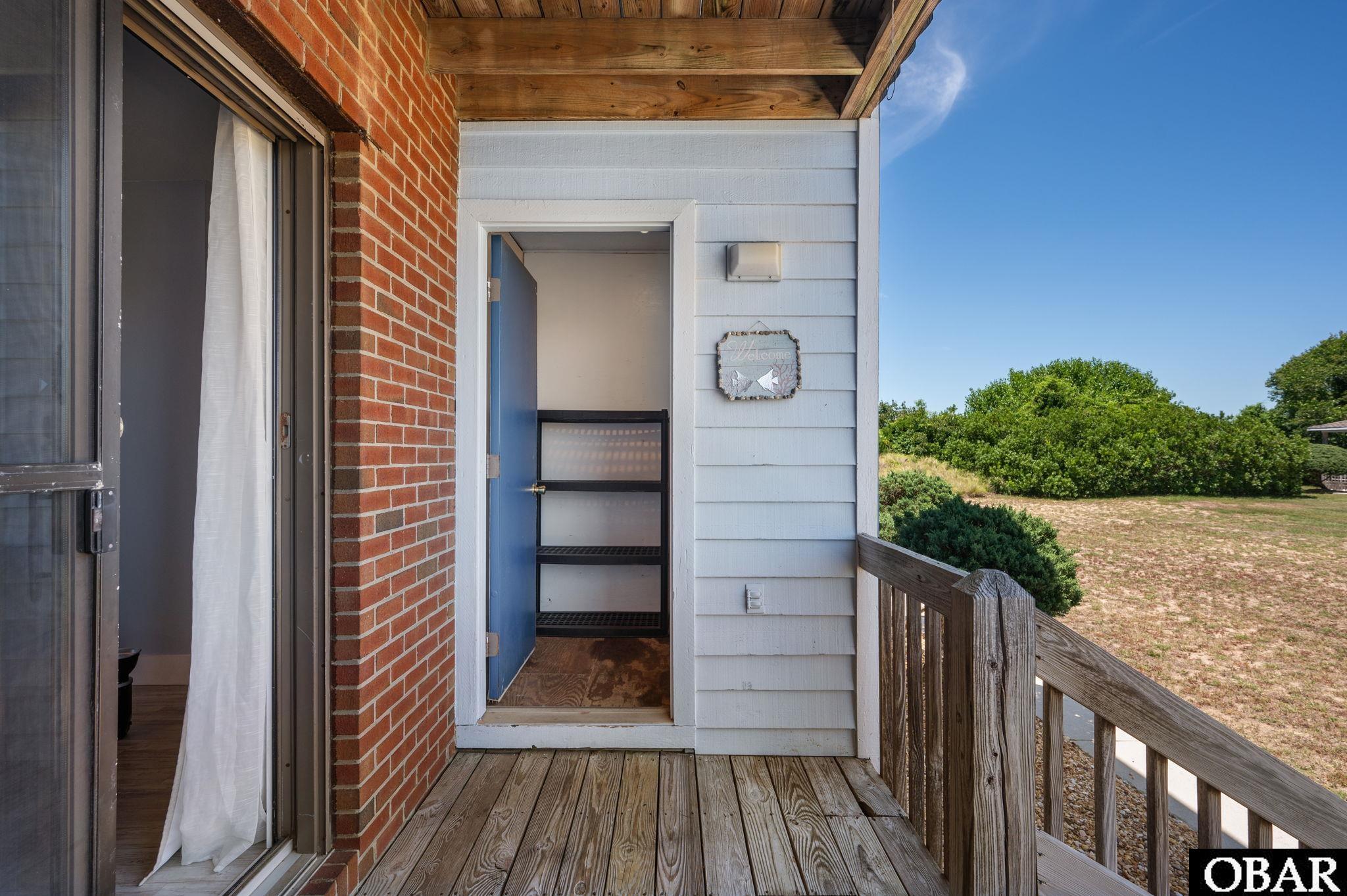 128 Kitty Hawk Road, Kitty Hawk, NC 27949, 2 Bedrooms Bedrooms, ,1 BathroomBathrooms,Residential,For sale,Kitty Hawk Road,126013