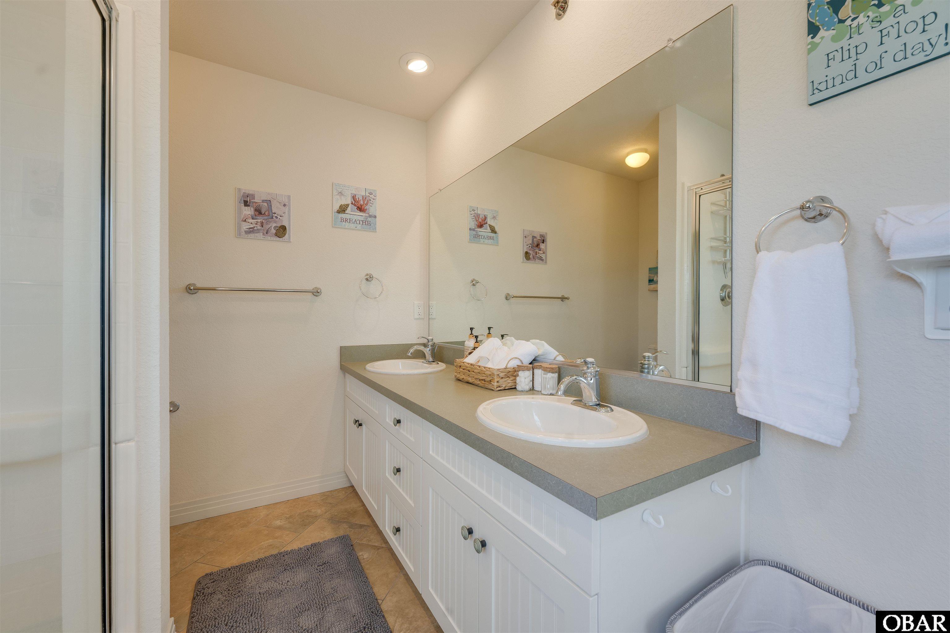 1200 Argus Road, Kill Devil Hills, NC 27948, 3 Bedrooms Bedrooms, ,2 BathroomsBathrooms,Residential,For sale,Argus Road,126032