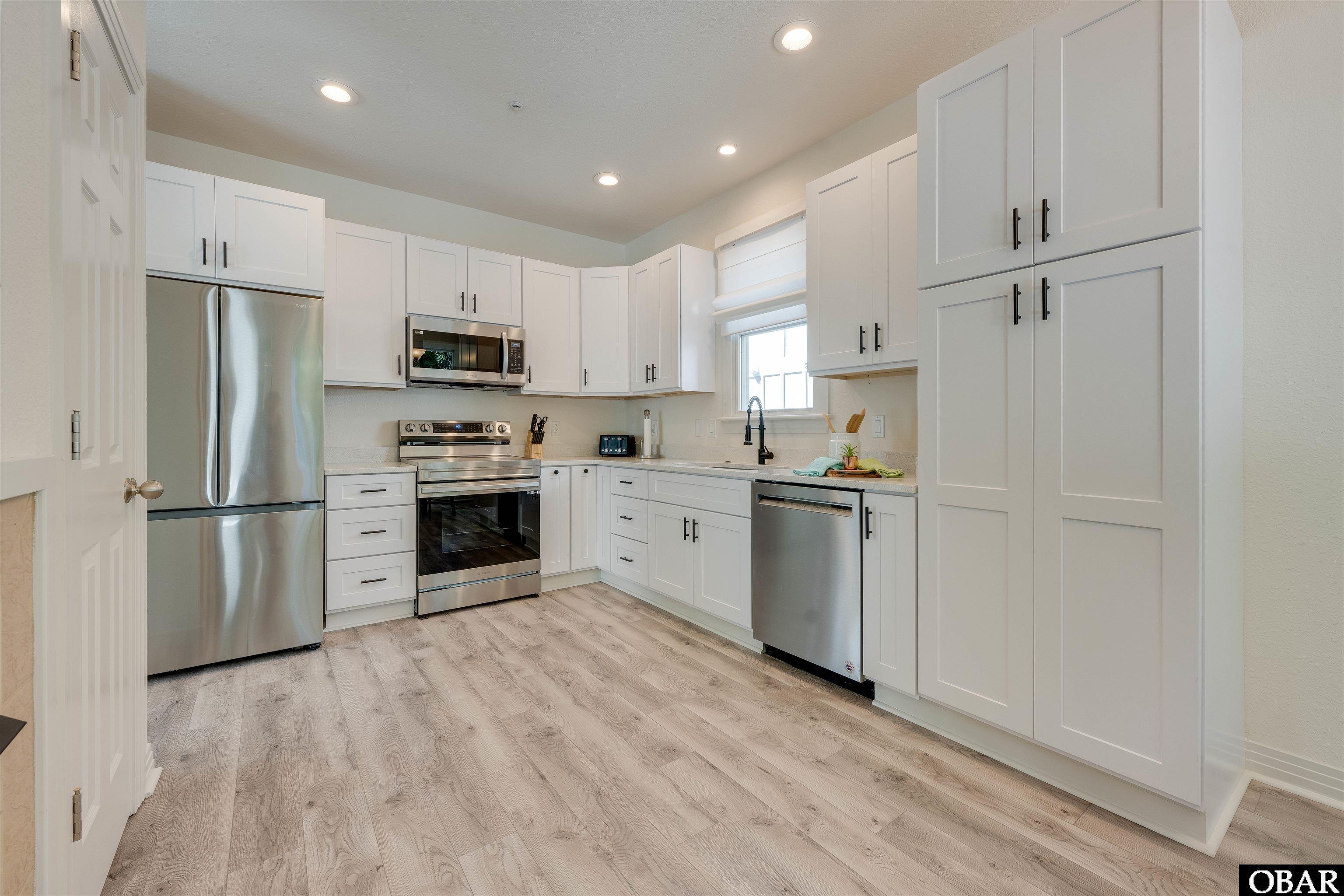 1200 Argus Road, Kill Devil Hills, NC 27948, 3 Bedrooms Bedrooms, ,2 BathroomsBathrooms,Residential,For sale,Argus Road,126032
