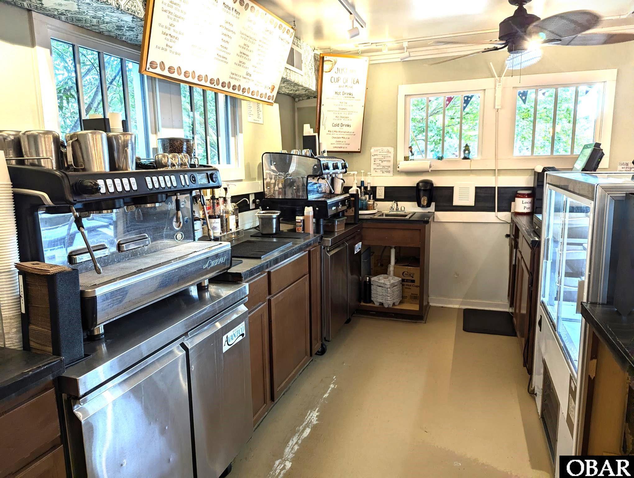 226 Back Road, Ocracoke, NC 27960-0000, ,Commercial/industrial,For sale,Back Road,126049