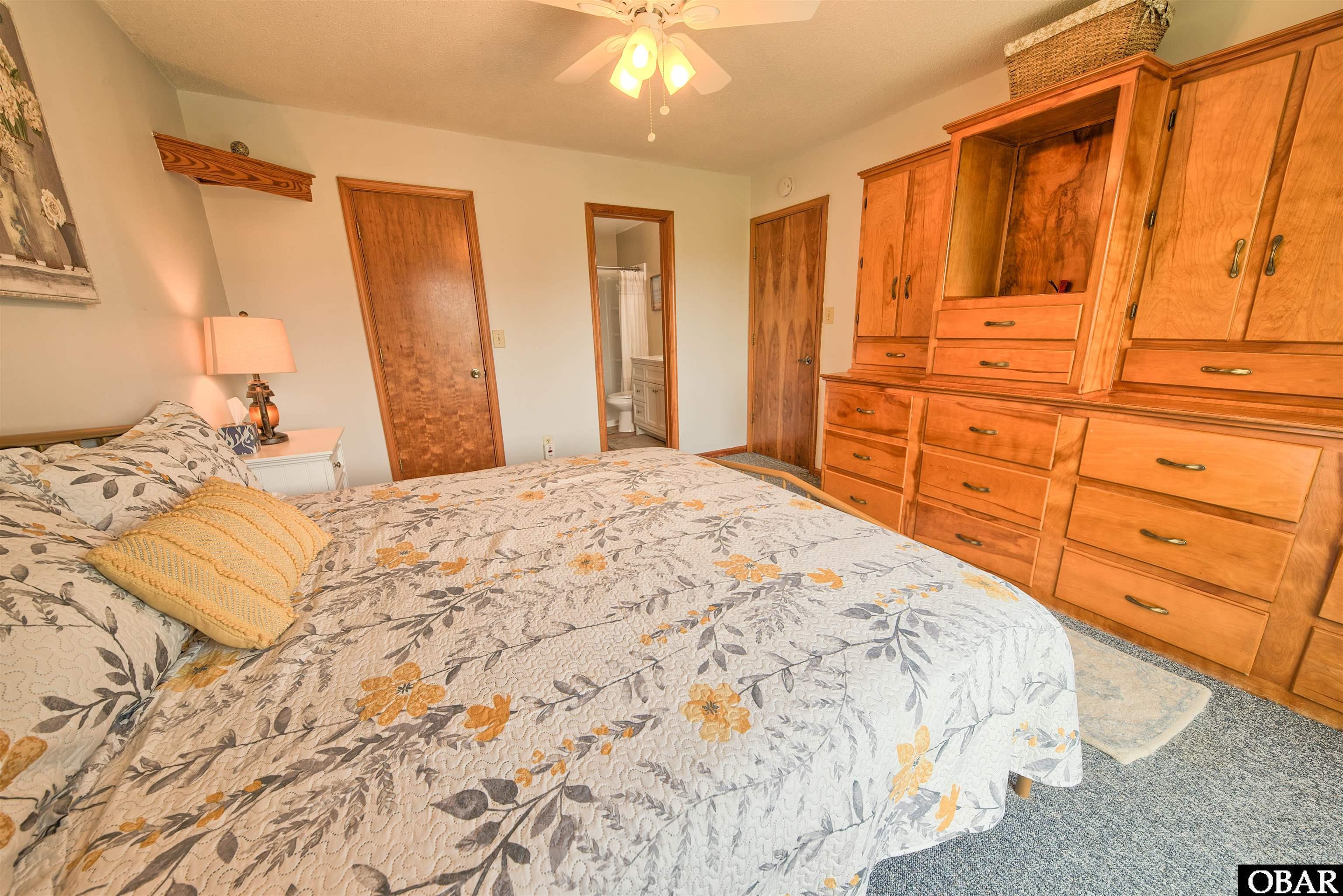 4040 Pineway Drive, Kitty Hawk, NC 27949, 3 Bedrooms Bedrooms, ,2 BathroomsBathrooms,Residential,For sale,Pineway Drive,126054