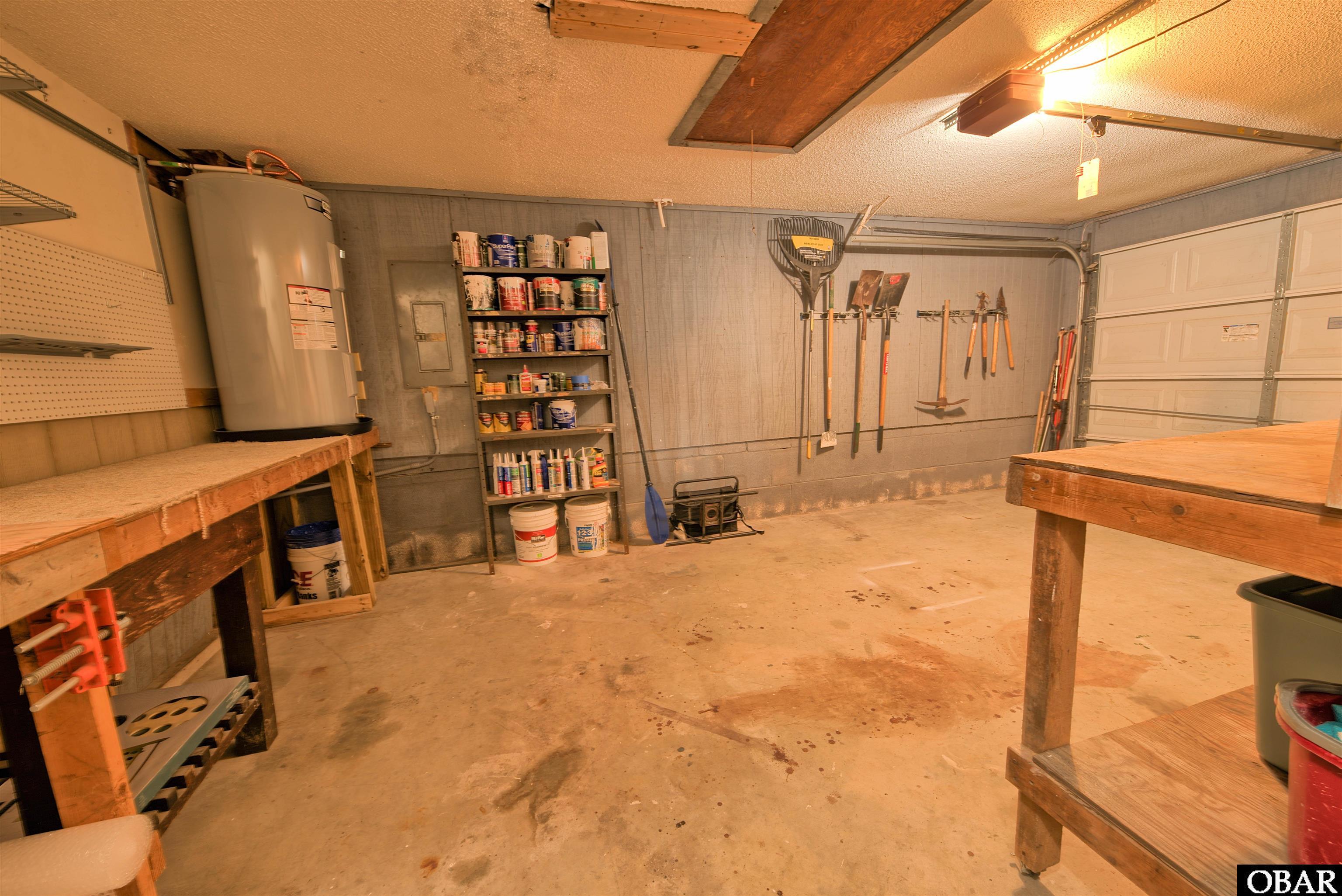 4040 Pineway Drive, Kitty Hawk, NC 27949, 3 Bedrooms Bedrooms, ,2 BathroomsBathrooms,Residential,For sale,Pineway Drive,126054